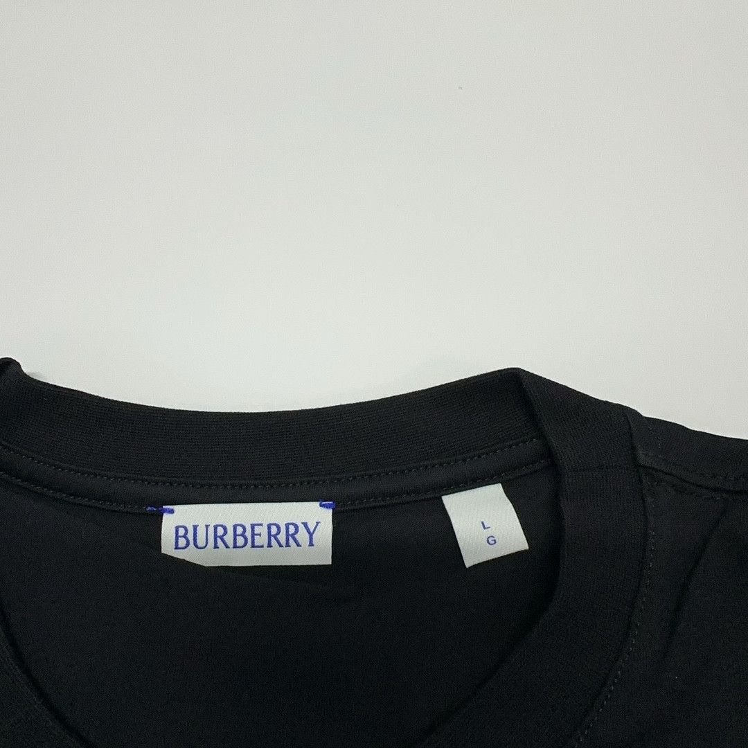 Burberry Burberry Check Pocket T-Shirt Size L Size L / US 10 / IT 46 - 4 Thumbnail