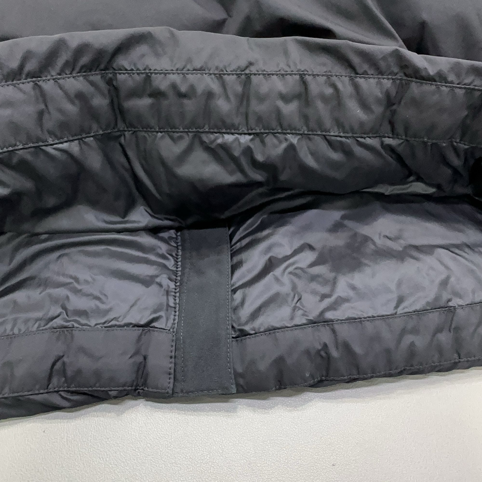 Burberry Burberry Check Lining Down Jacket Size L Size L / US 10 / IT 46 - 7 Thumbnail