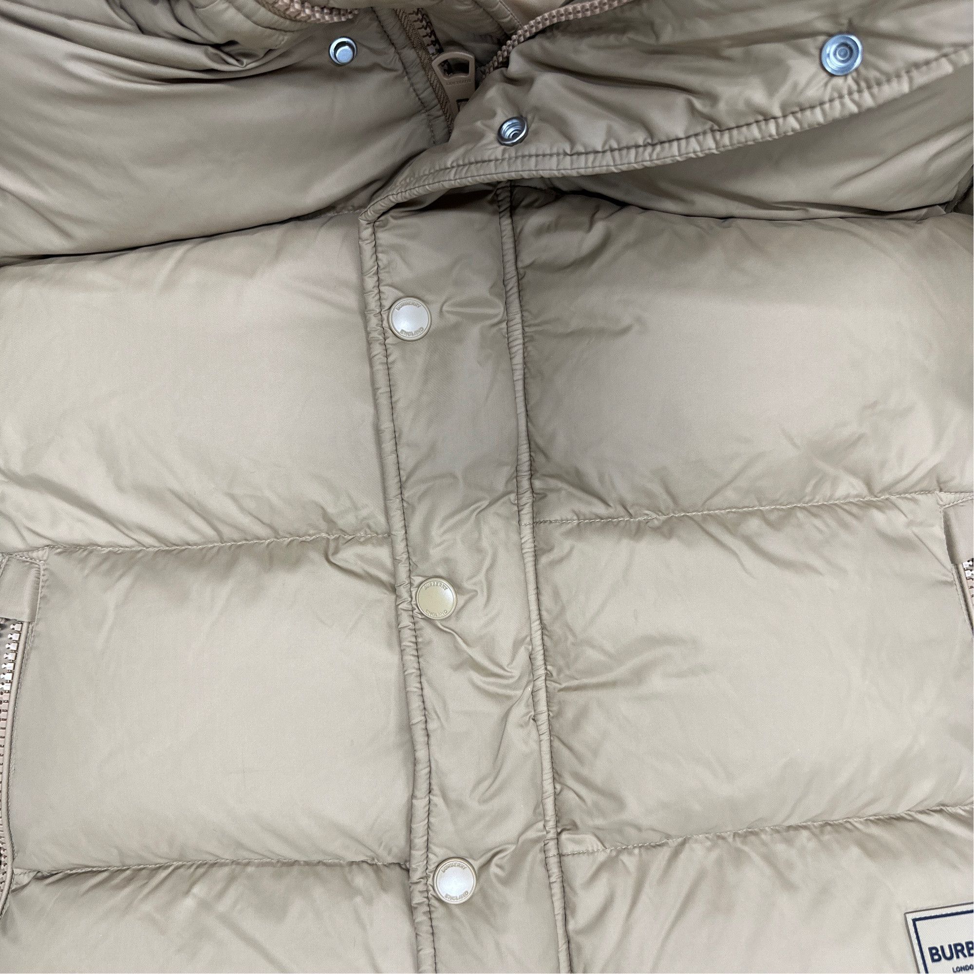 Burberry Burberry Check Hood Puffer Jacket Size L Size US L / EU 52-54 / 3 - 5 Thumbnail