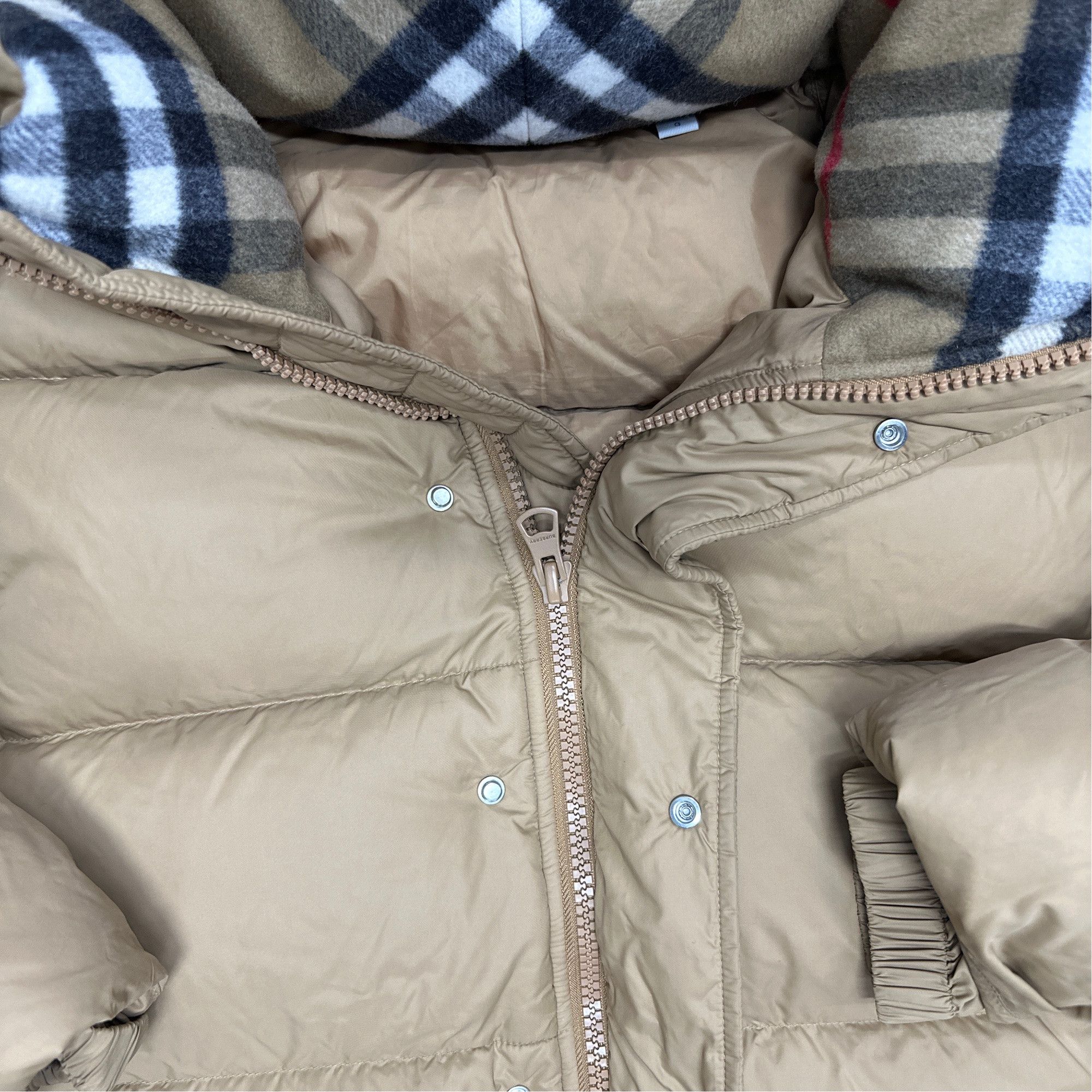 Burberry Burberry Check Hood Puffer Jacket Size L Size US L / EU 52-54 / 3 - 11 Thumbnail