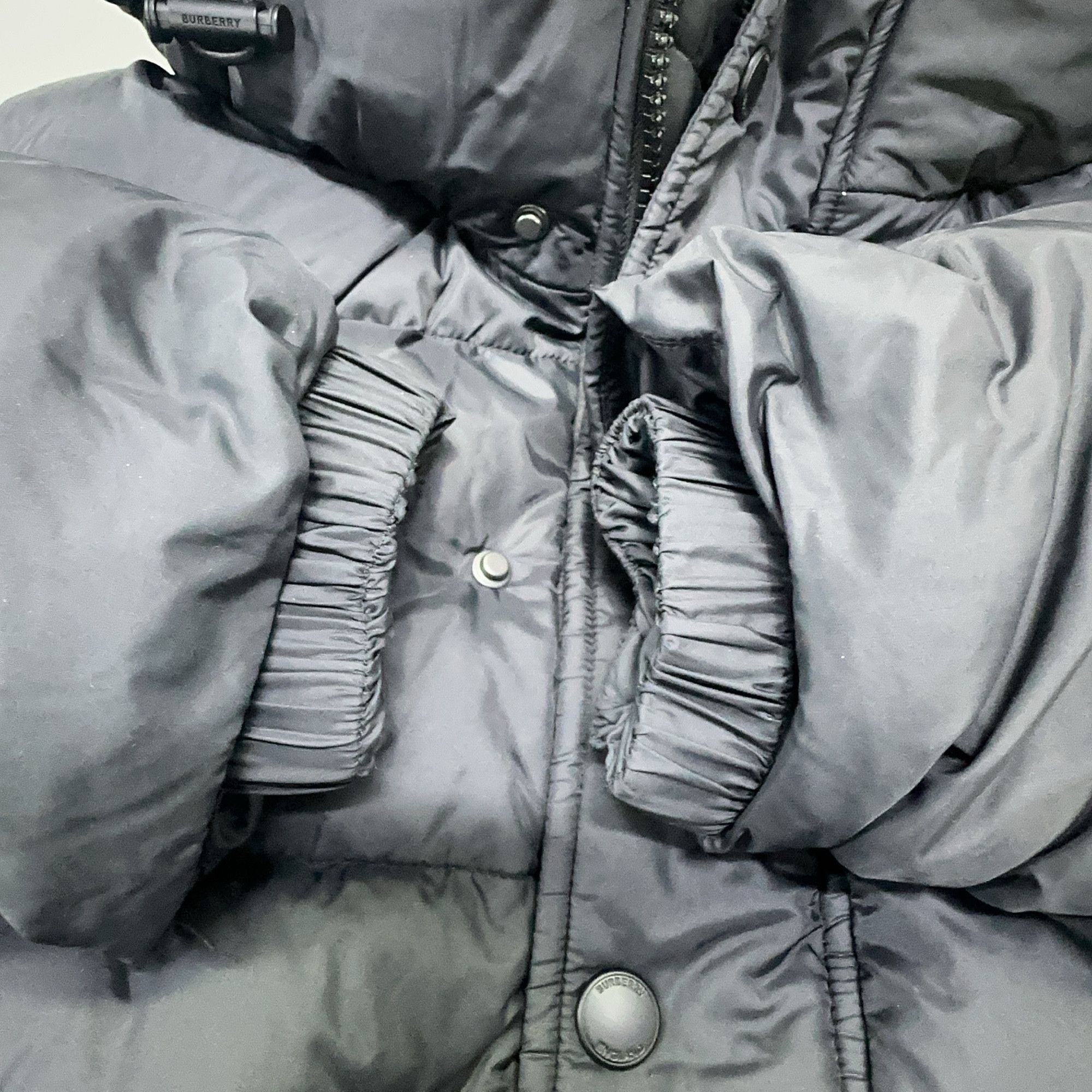 Burberry Burberry Quilted Hooded Puffer Jacket Size M Size US M / EU 48-50 / 2 - 7 Thumbnail