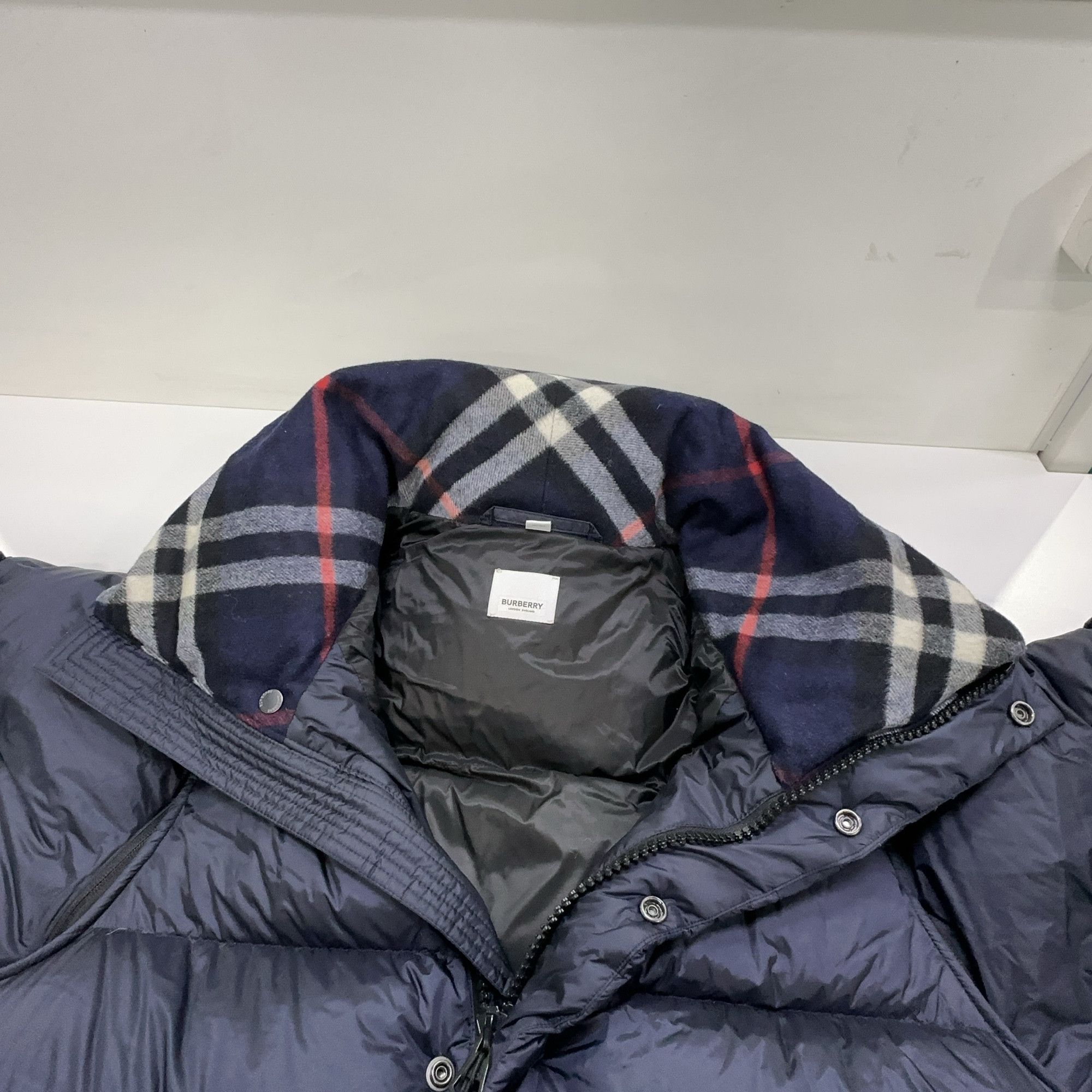 Burberry Burberry Detachable Sleeve Puffer Down Jacket Size M Size US M / EU 48-50 / 2 - 5 Thumbnail