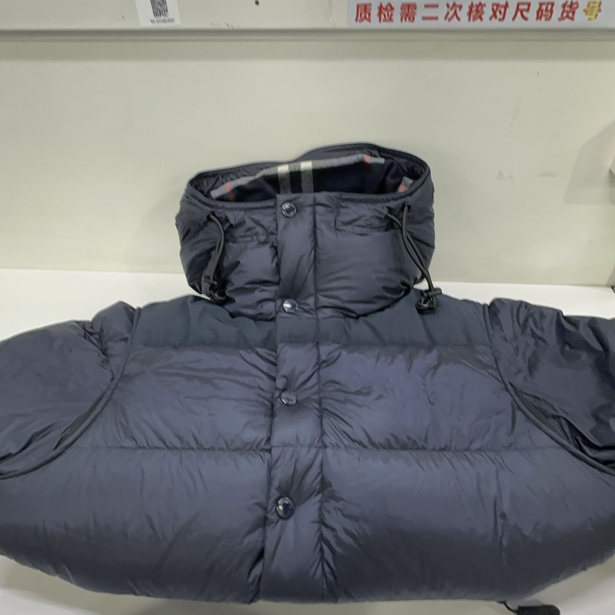 Burberry Burberry Detachable Sleeve Puffer Down Jacket Size M Size US M / EU 48-50 / 2 - 7 Thumbnail