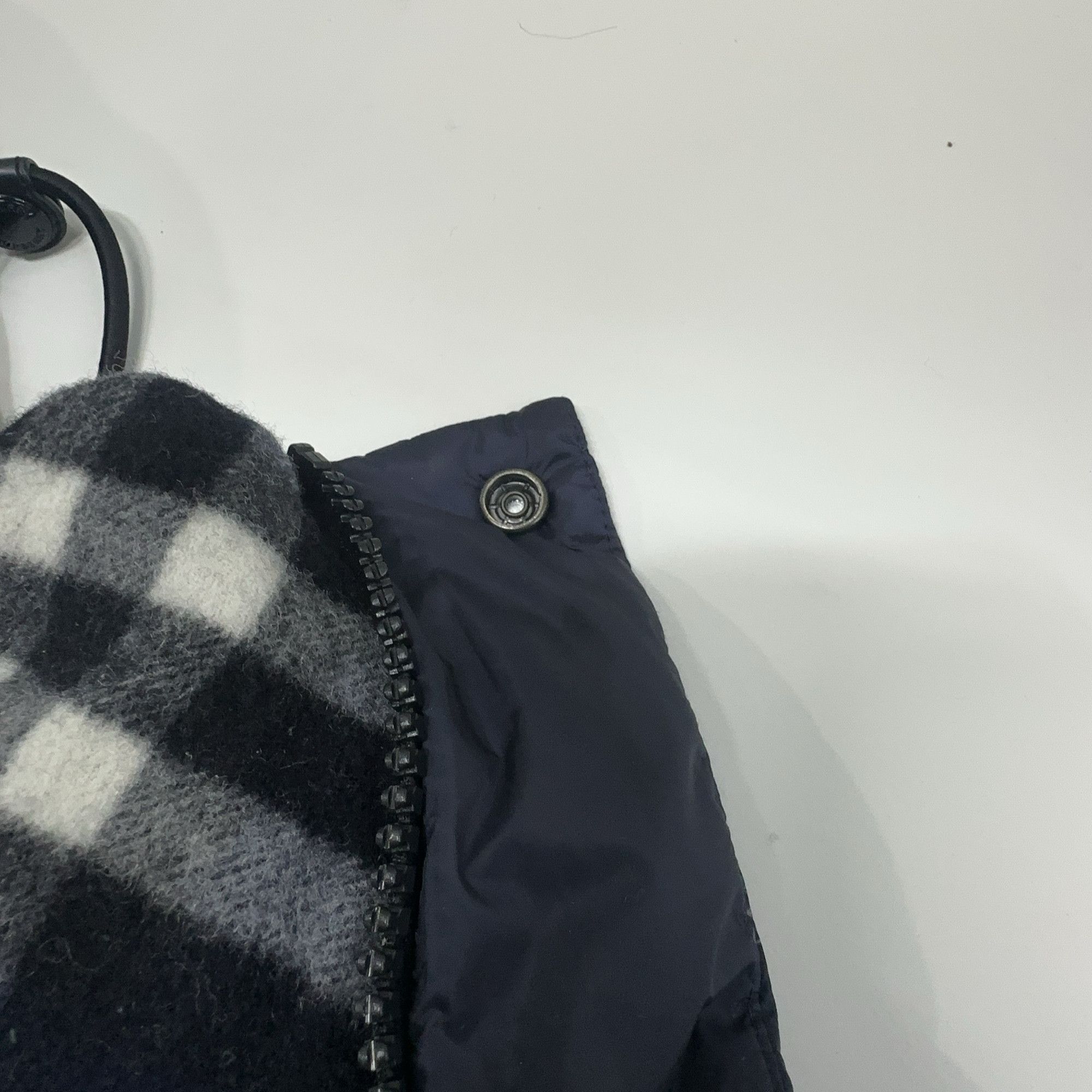 Burberry Burberry Convertible Sleeve Puffer Jacket Size S Size US S / EU 44-46 / 1 - 9 Thumbnail