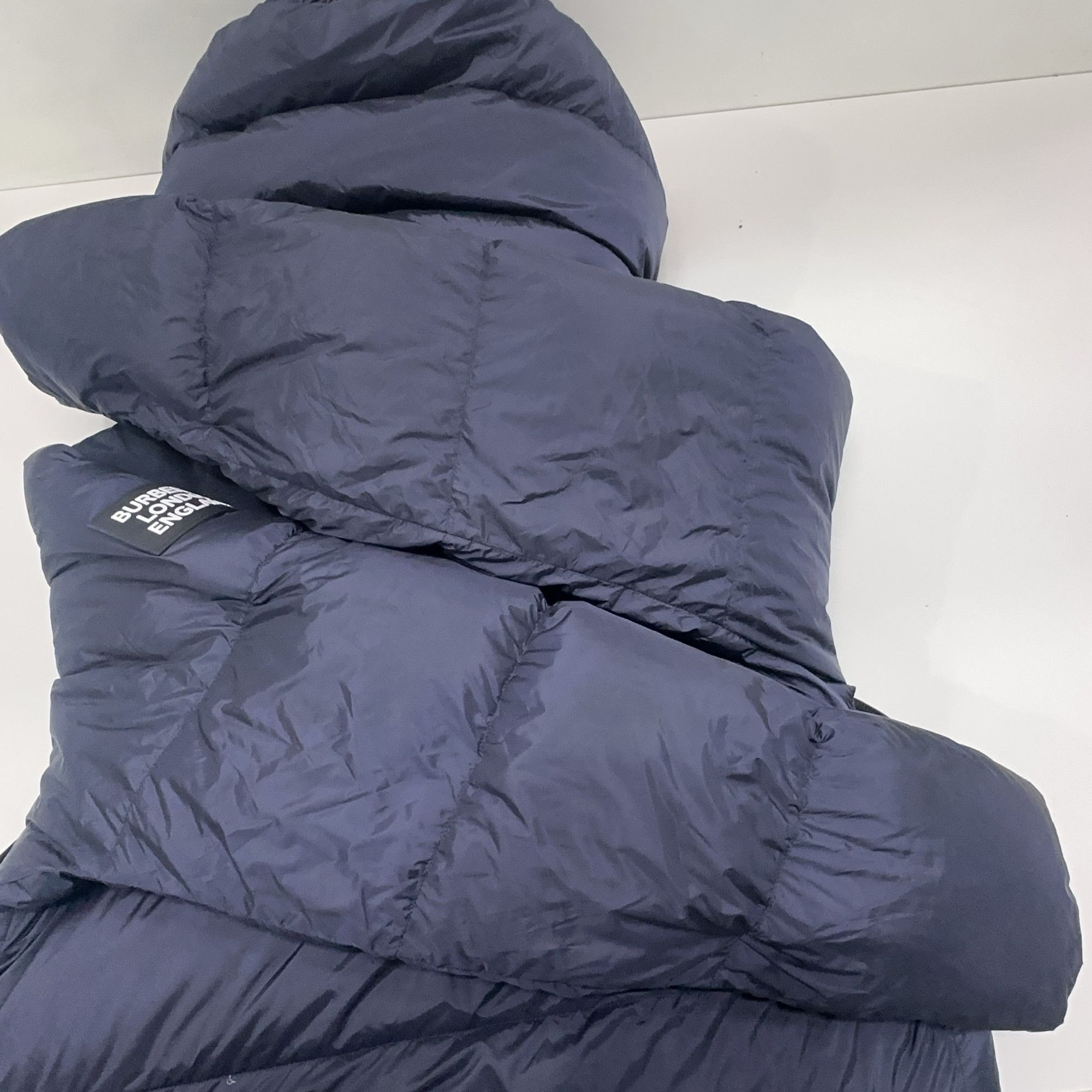 Burberry Burberry Convertible Sleeve Puffer Jacket Size S Size US S / EU 44-46 / 1 - 17 Thumbnail