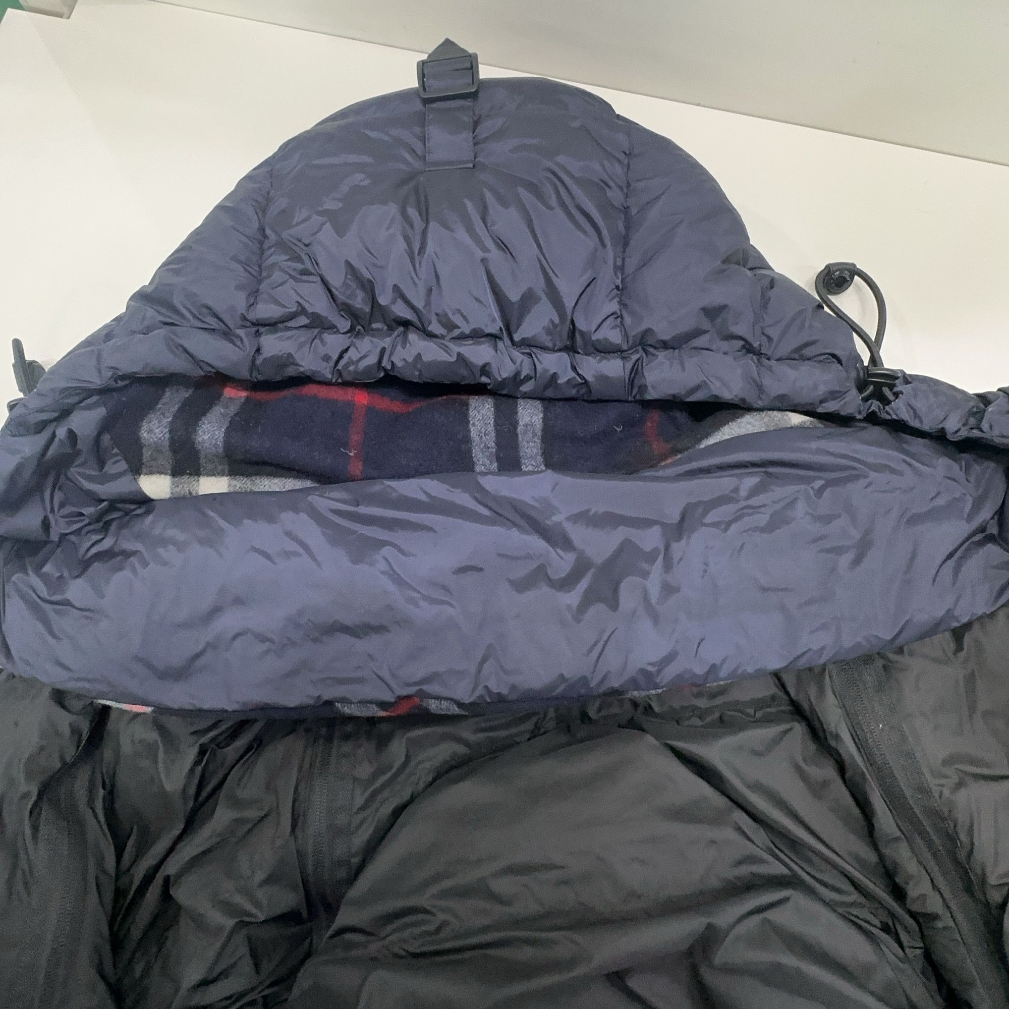 Burberry Burberry Convertible Sleeve Puffer Jacket Size S Size US S / EU 44-46 / 1 - 5 Thumbnail