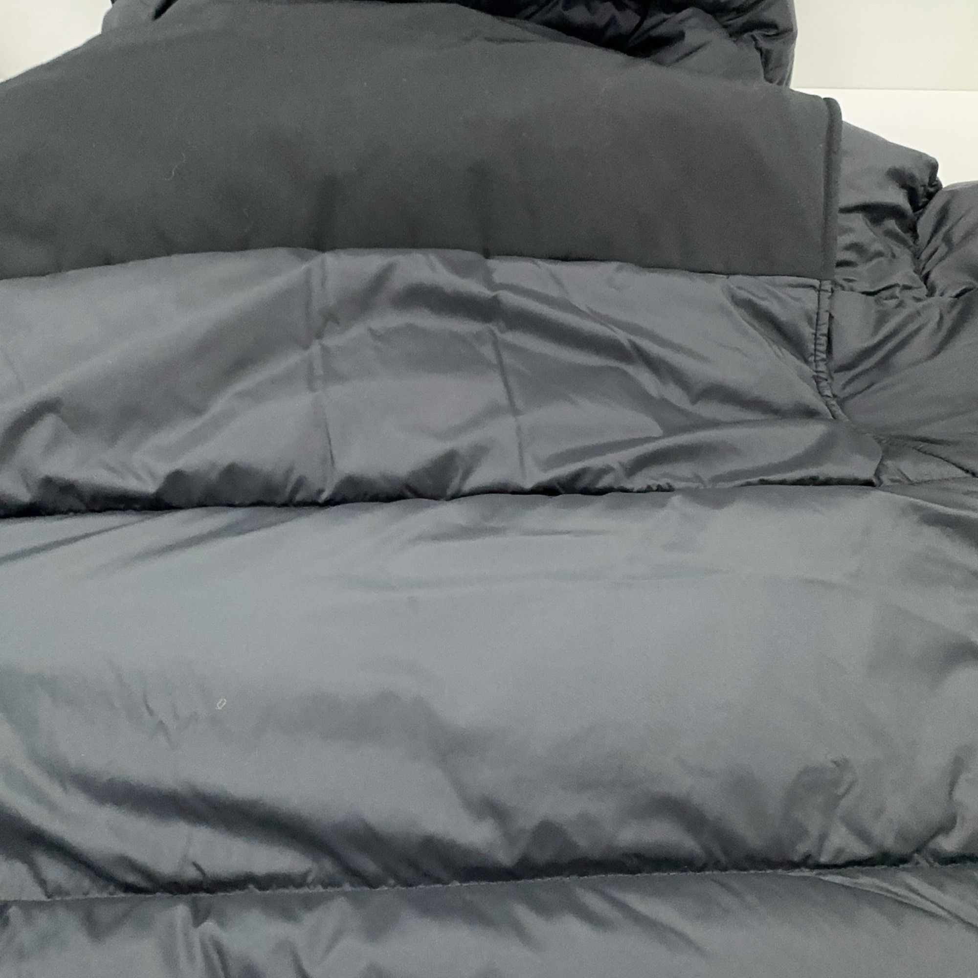 Burberry Burberry Detachable Sleeve Puffer Jacket Size L Size US L / EU 52-54 / 3 - 8 Thumbnail