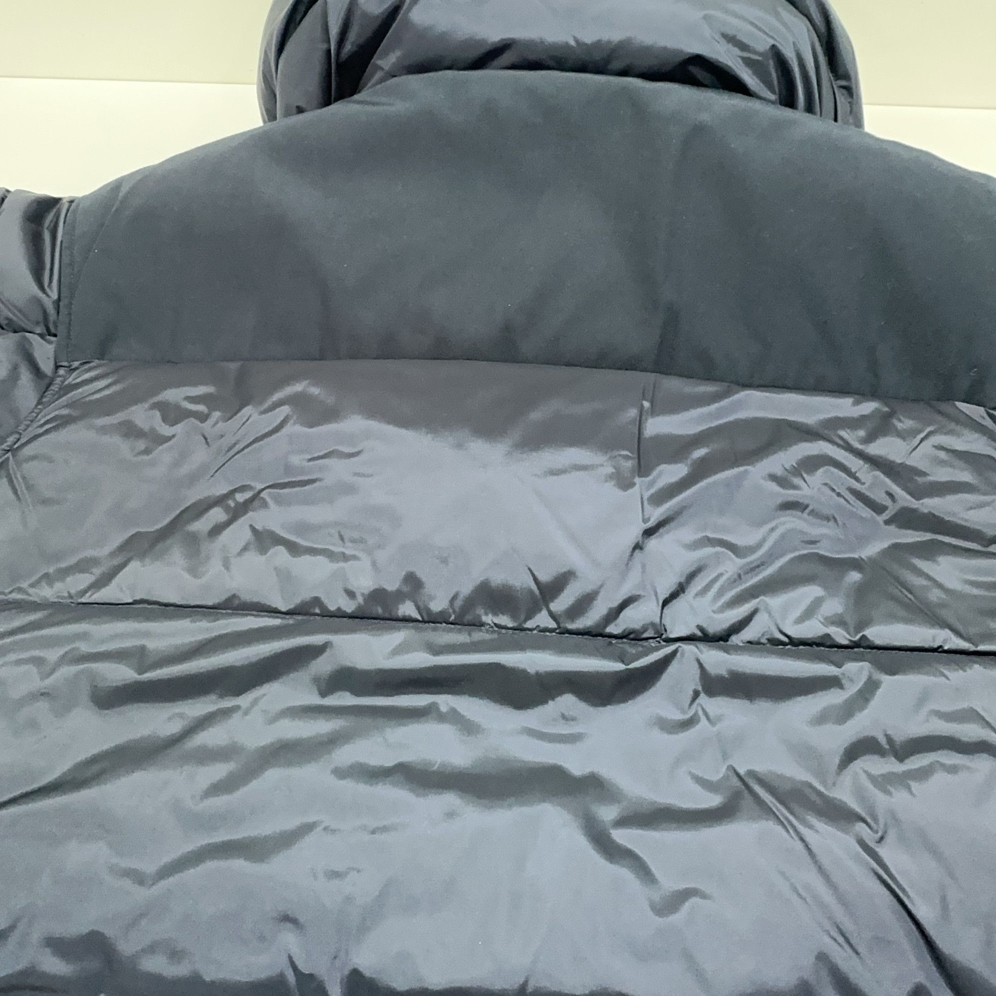 Burberry Burberry Navy Puffer Jacket Size S Size US S / EU 44-46 / 1 - 13 Thumbnail