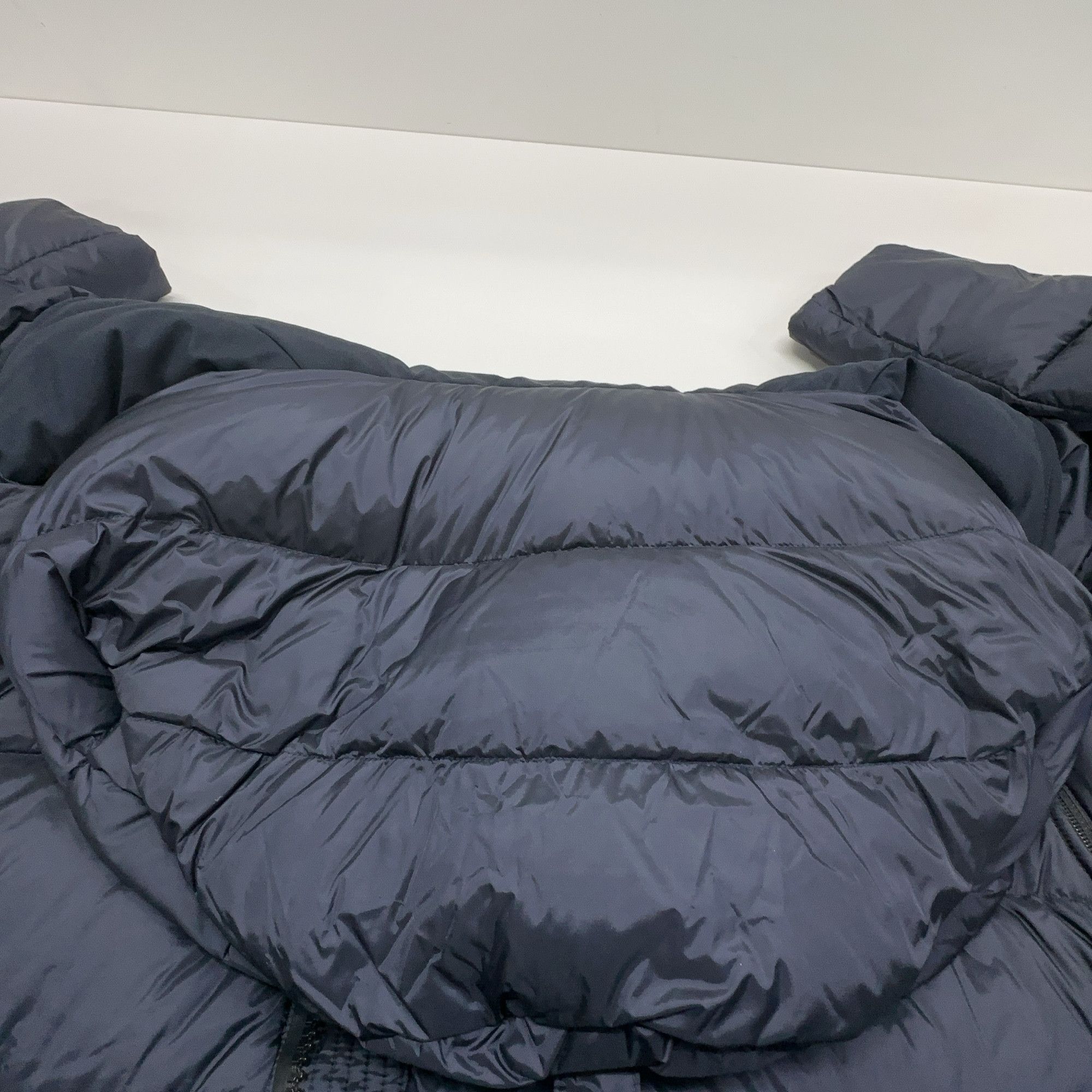 Burberry Burberry Navy Puffer Jacket Size S Size US S / EU 44-46 / 1 - 7 Thumbnail