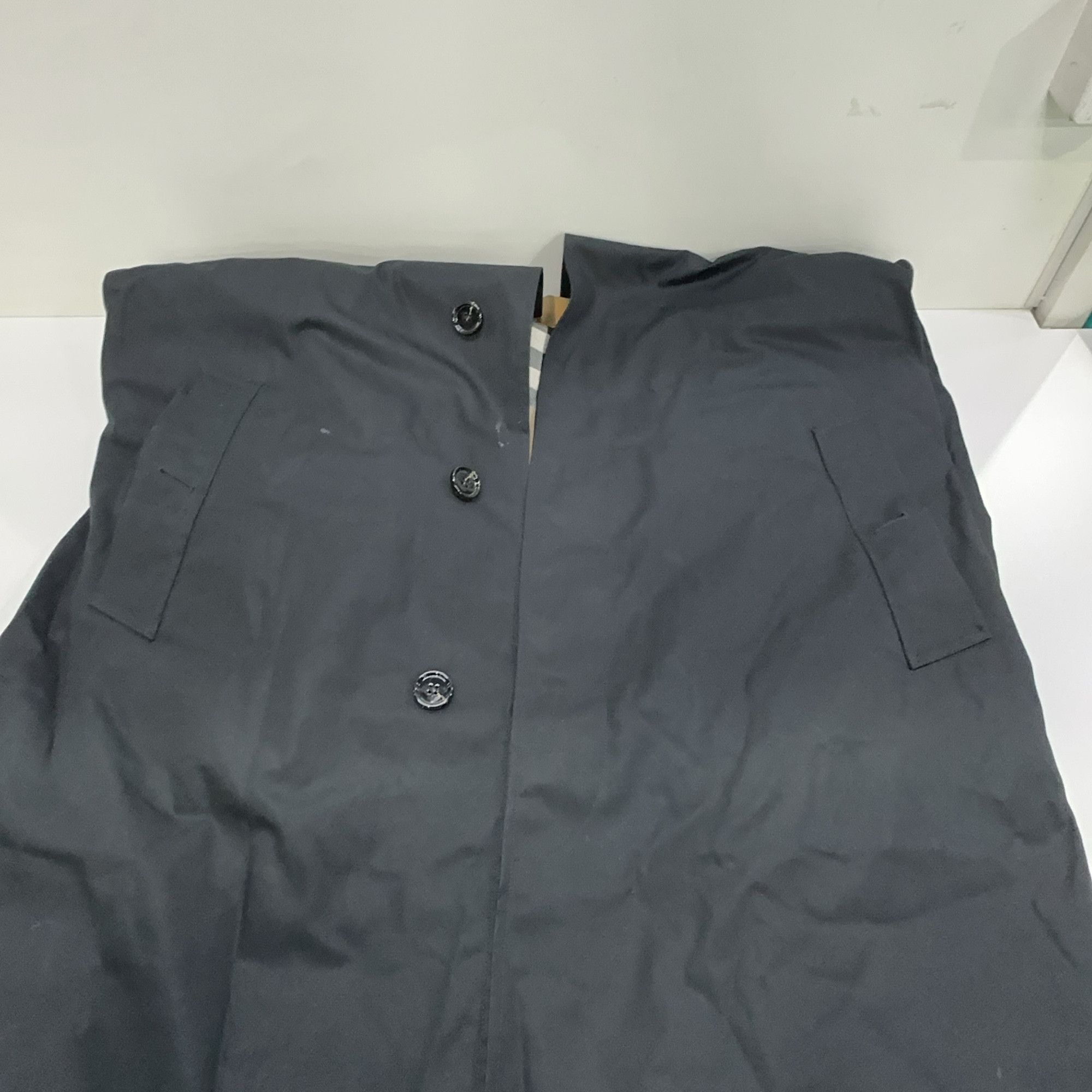 Burberry Burberry Check Lined Car Coat Size 54 Size US L / EU 52-54 / 3 - 8 Thumbnail
