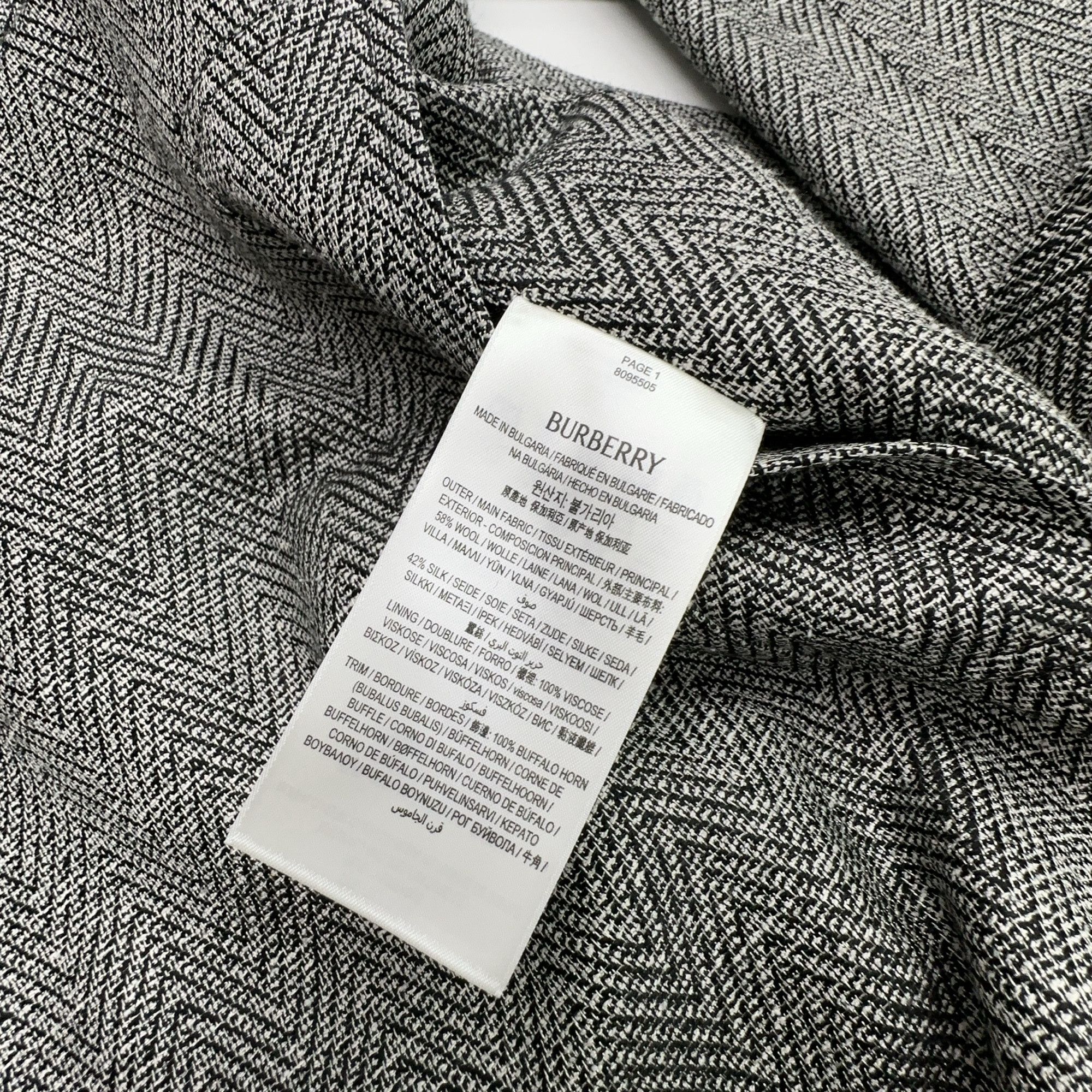 Burberry Burberry Herringbone Double-Breasted Jacket US 2 Size XS / US 0-2 / IT 36-38 - 2 Thumbnail