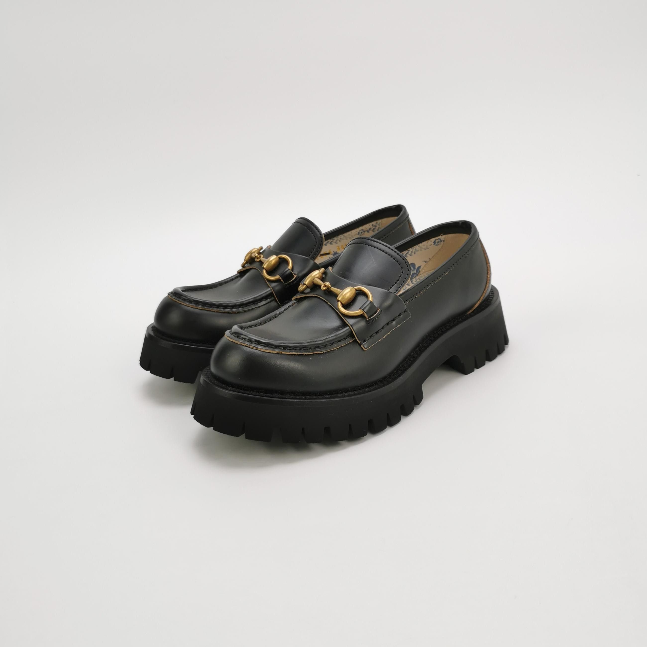 Gucci Gucci Women 5-5 Flats Size US 5.5 / IT 35.5 - 2 Thumbnail