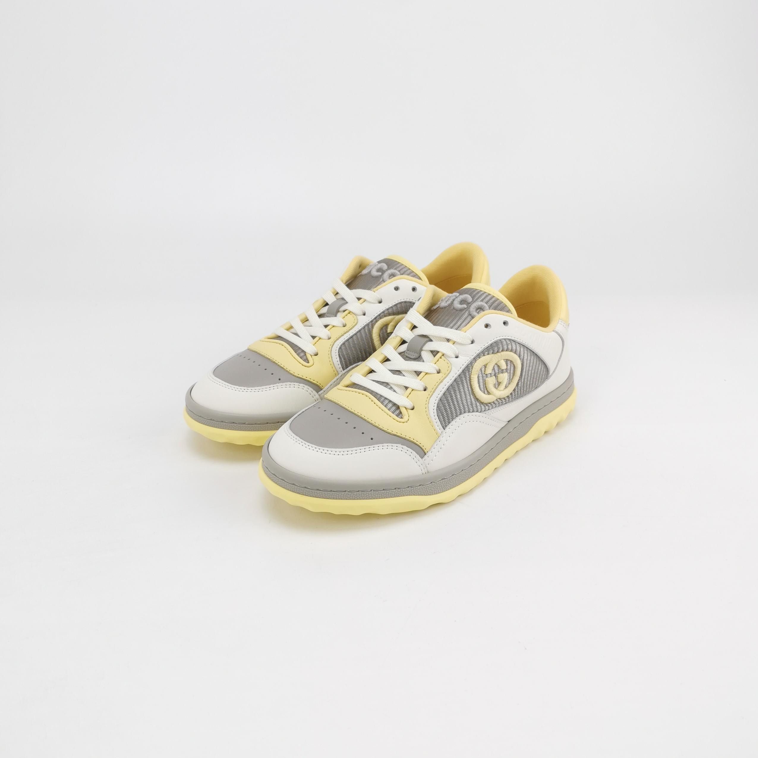 Gucci Gucci Women 5 Lowtop Sneakers Size US 5 / IT 35 - 2 Thumbnail
