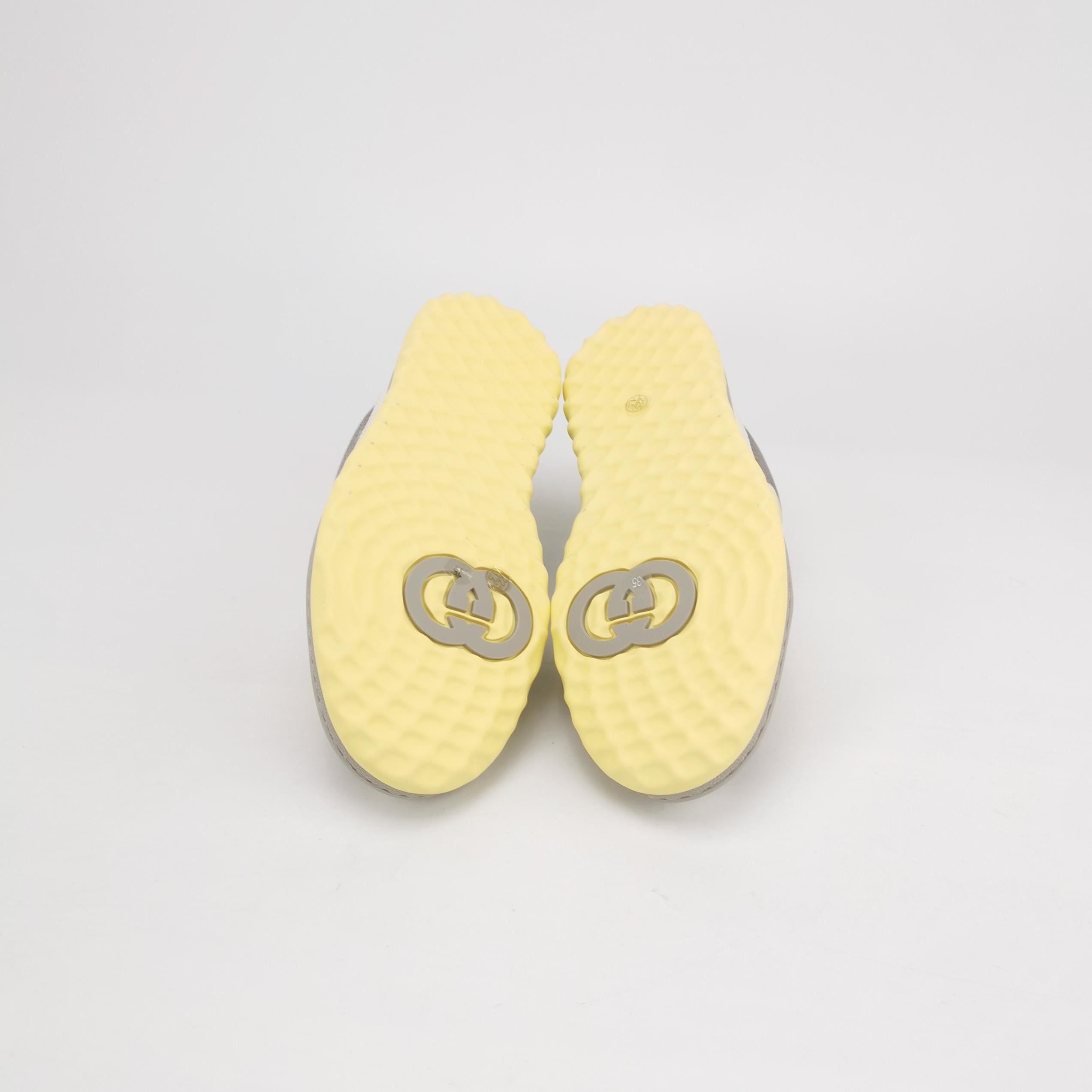 Gucci Gucci Women 5 Lowtop Sneakers Size US 5 / IT 35 - 5 Thumbnail