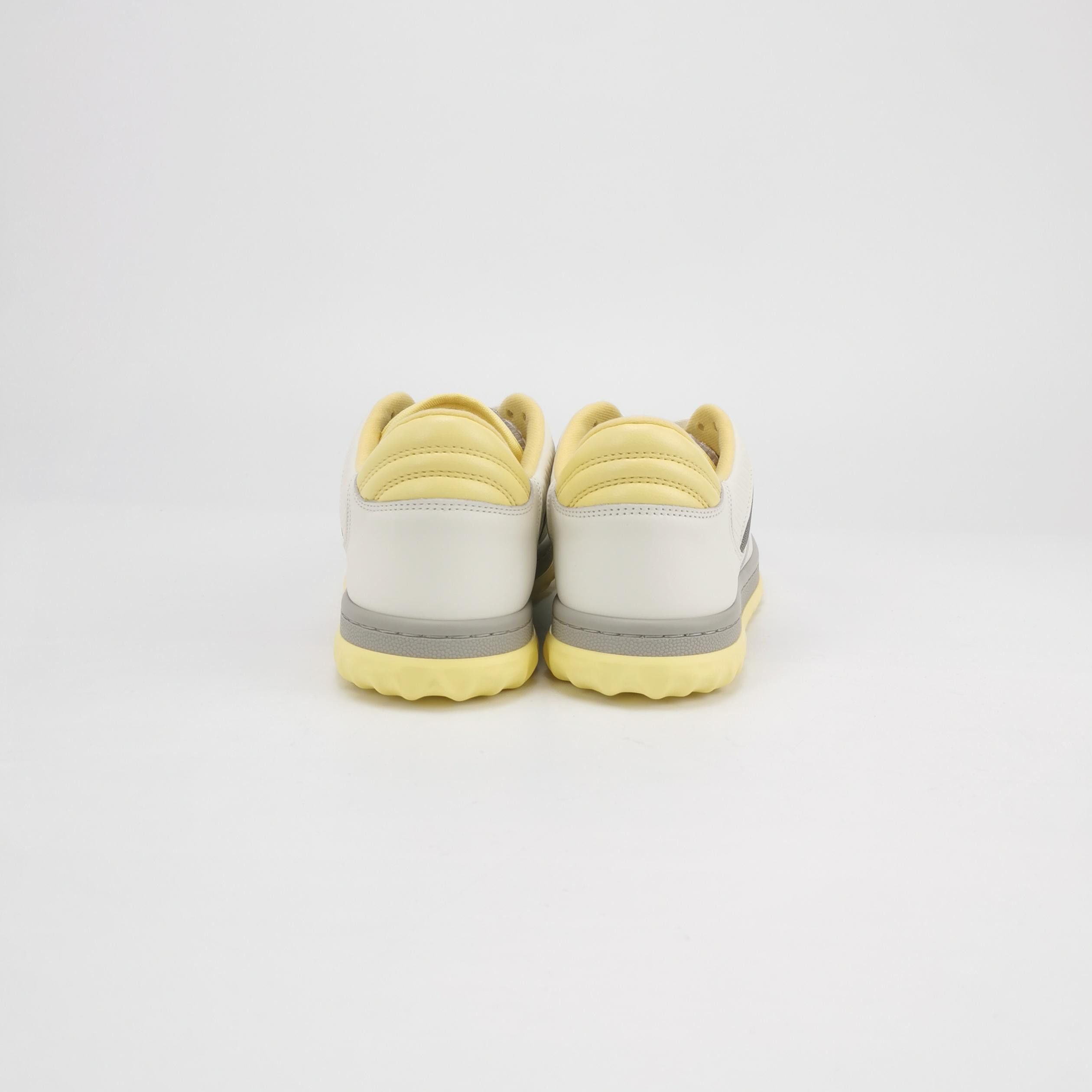 Gucci Gucci Women 5 Lowtop Sneakers Size US 5 / IT 35 - 4 Thumbnail
