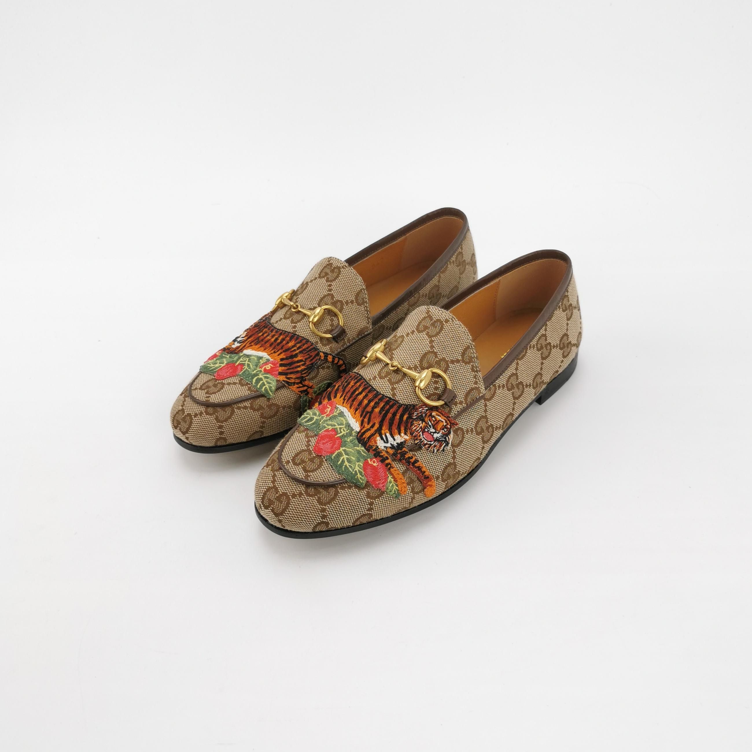 Gucci Gucci Women 5 Flats Size US 5 / IT 35 - 2 Thumbnail