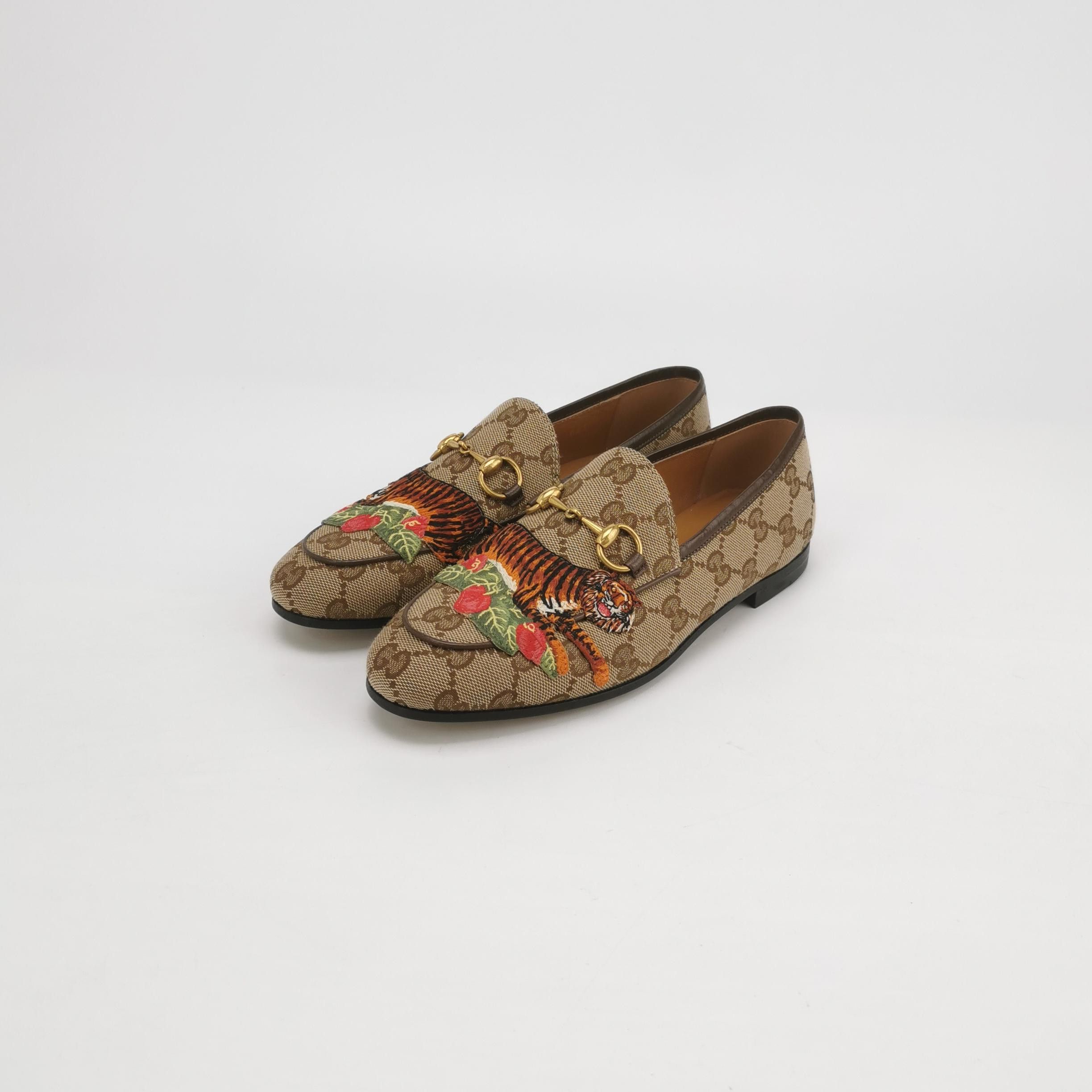 Gucci Gucci Women 5 Flats Size US 5 / IT 35 - 2 Thumbnail