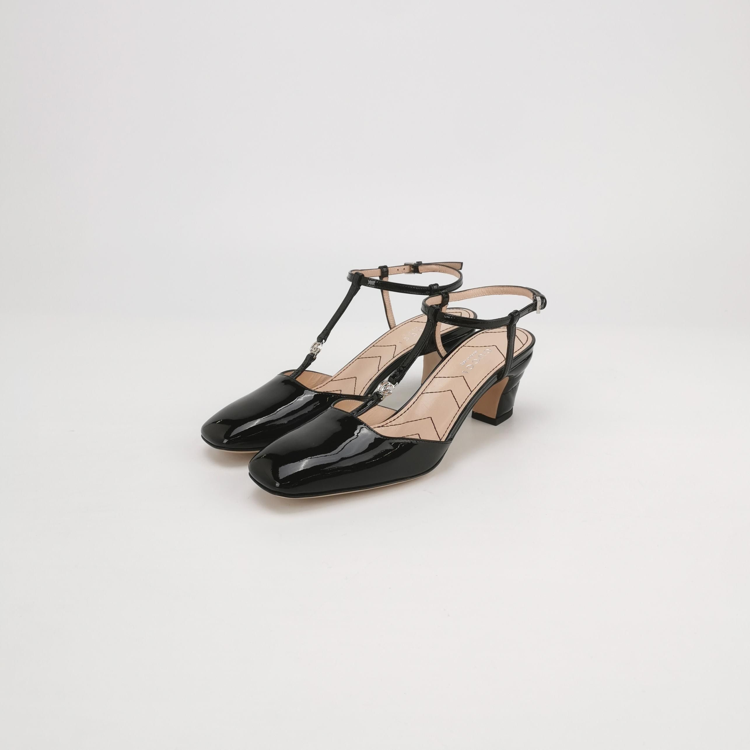 Gucci Gucci Women 5 Heels Size US 5 / IT 35 - 2 Thumbnail