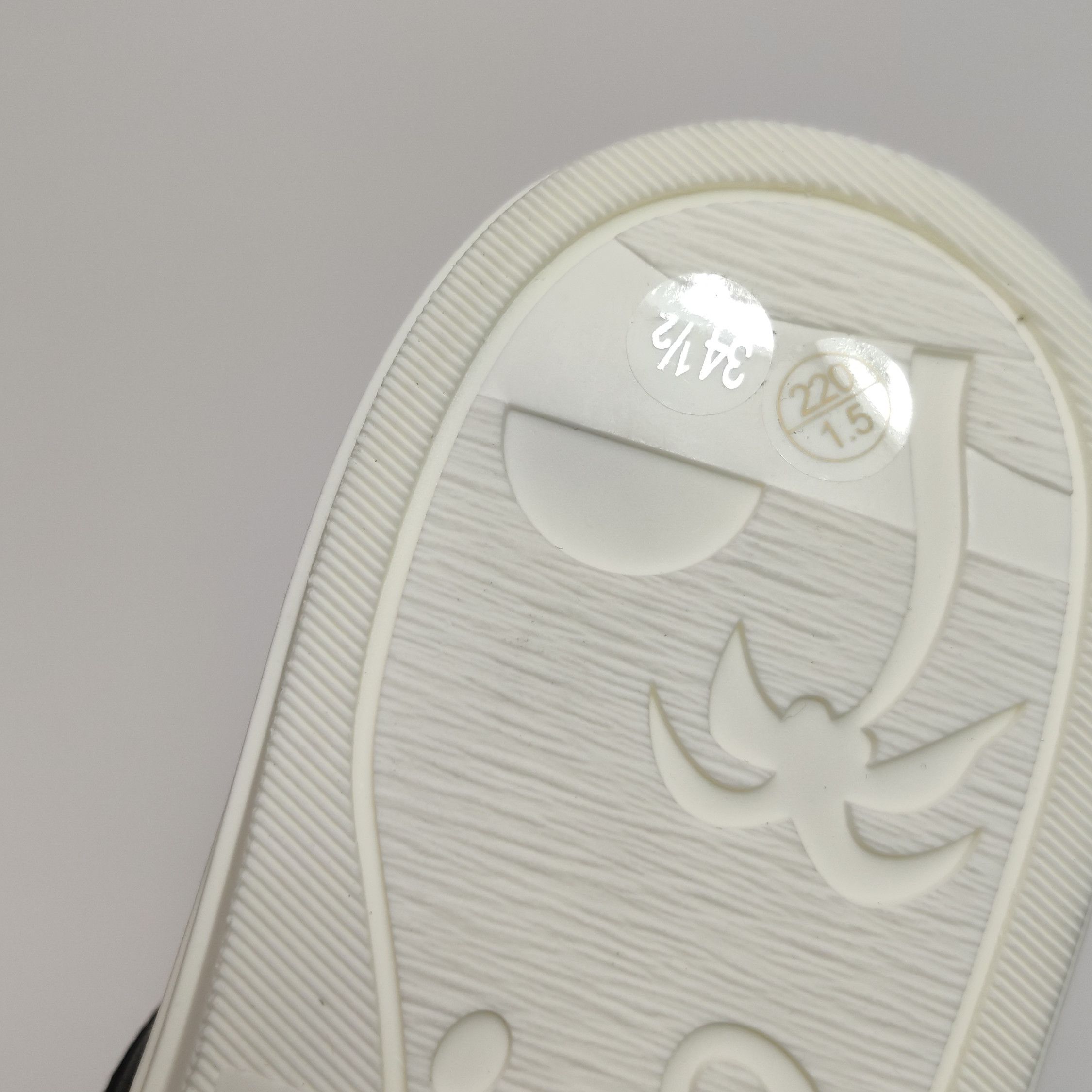 Gucci Gucci Women it_34-5 Lowtop Sneakers Size US 4.5 / IT 34.5 - 7 Thumbnail