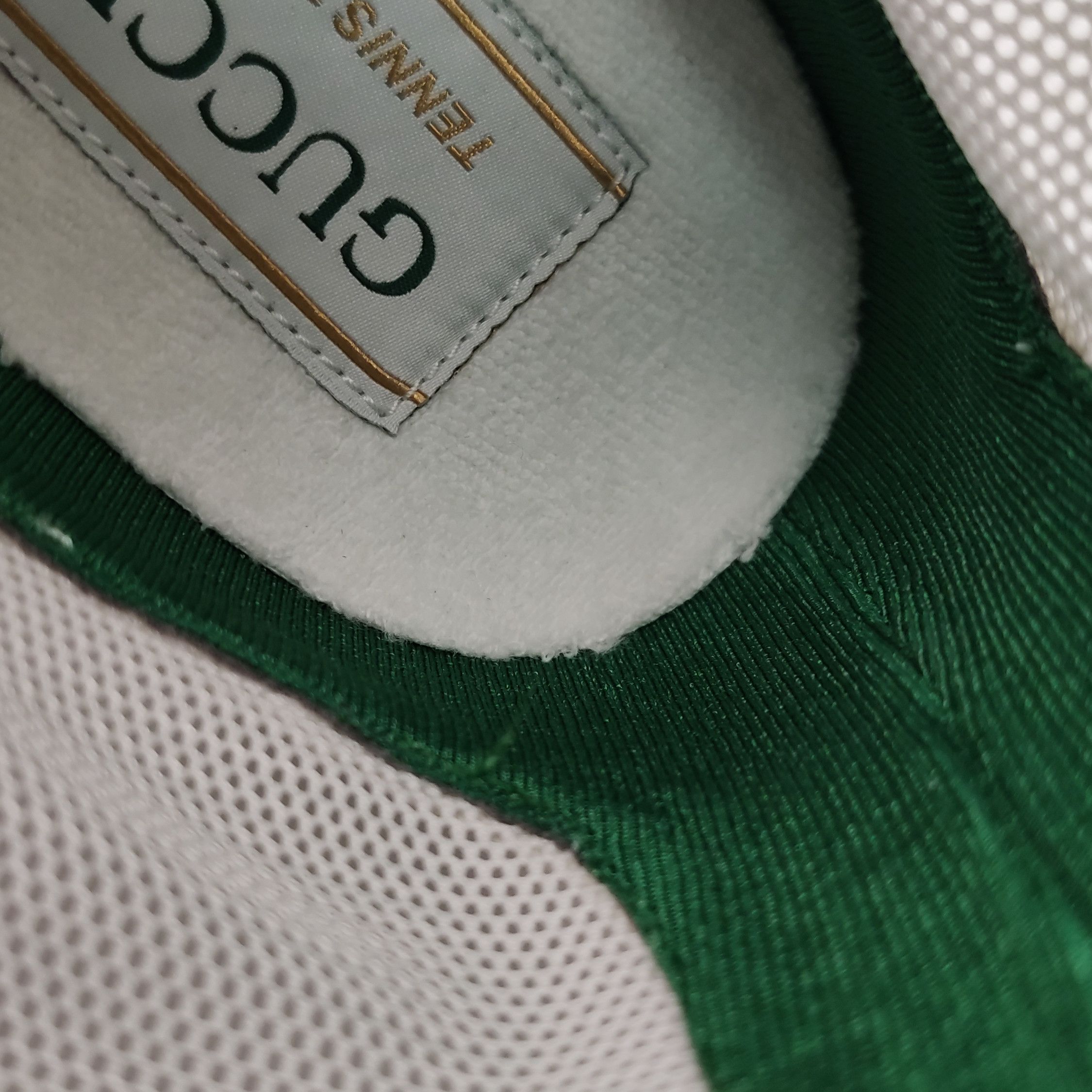 Gucci Gucci Women 6 Lowtop Sneakers Size US 6 / IT 36 - 7 Thumbnail