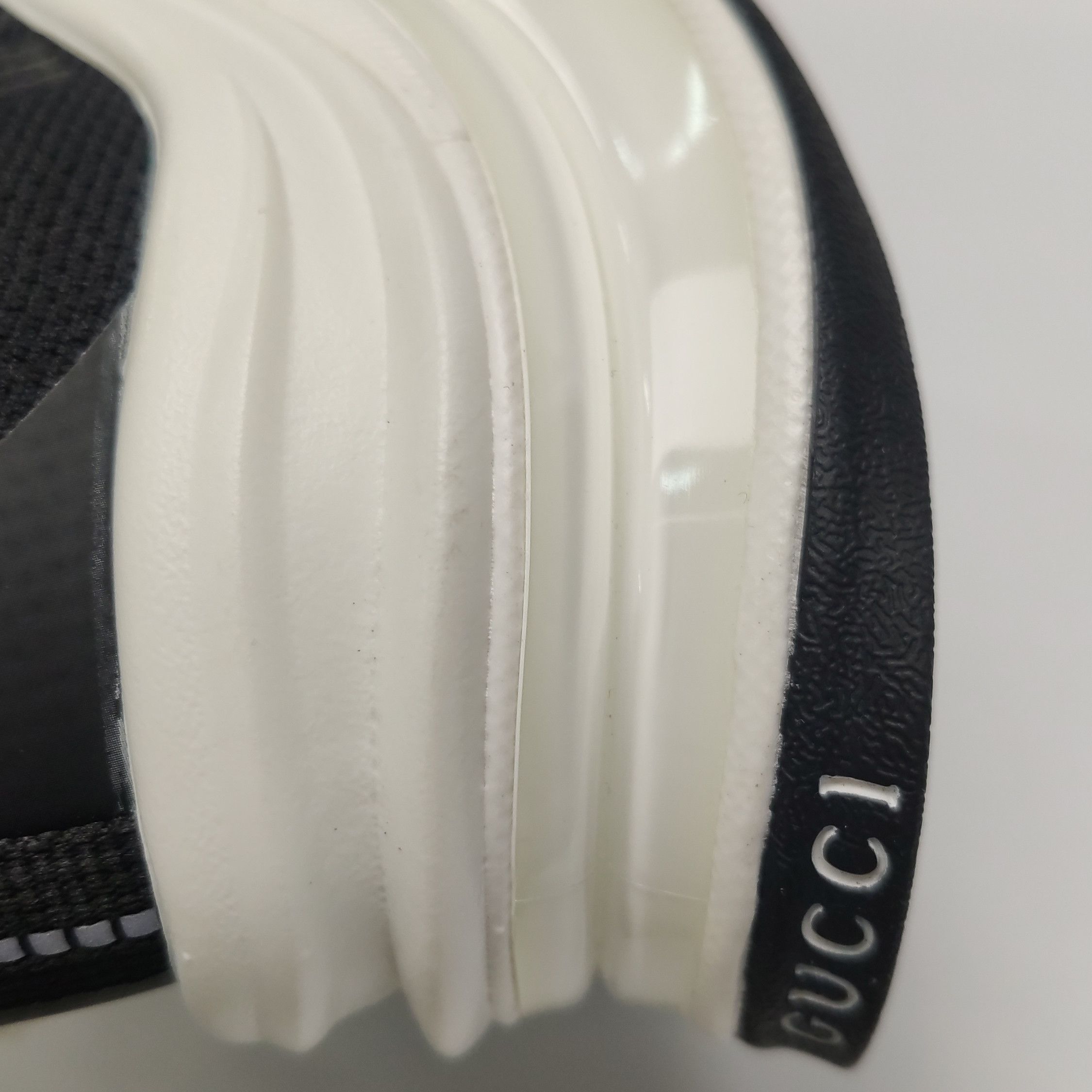 Gucci Gucci Women 10 Lowtop Sneakers Size US 10 / IT 40 - 8 Thumbnail