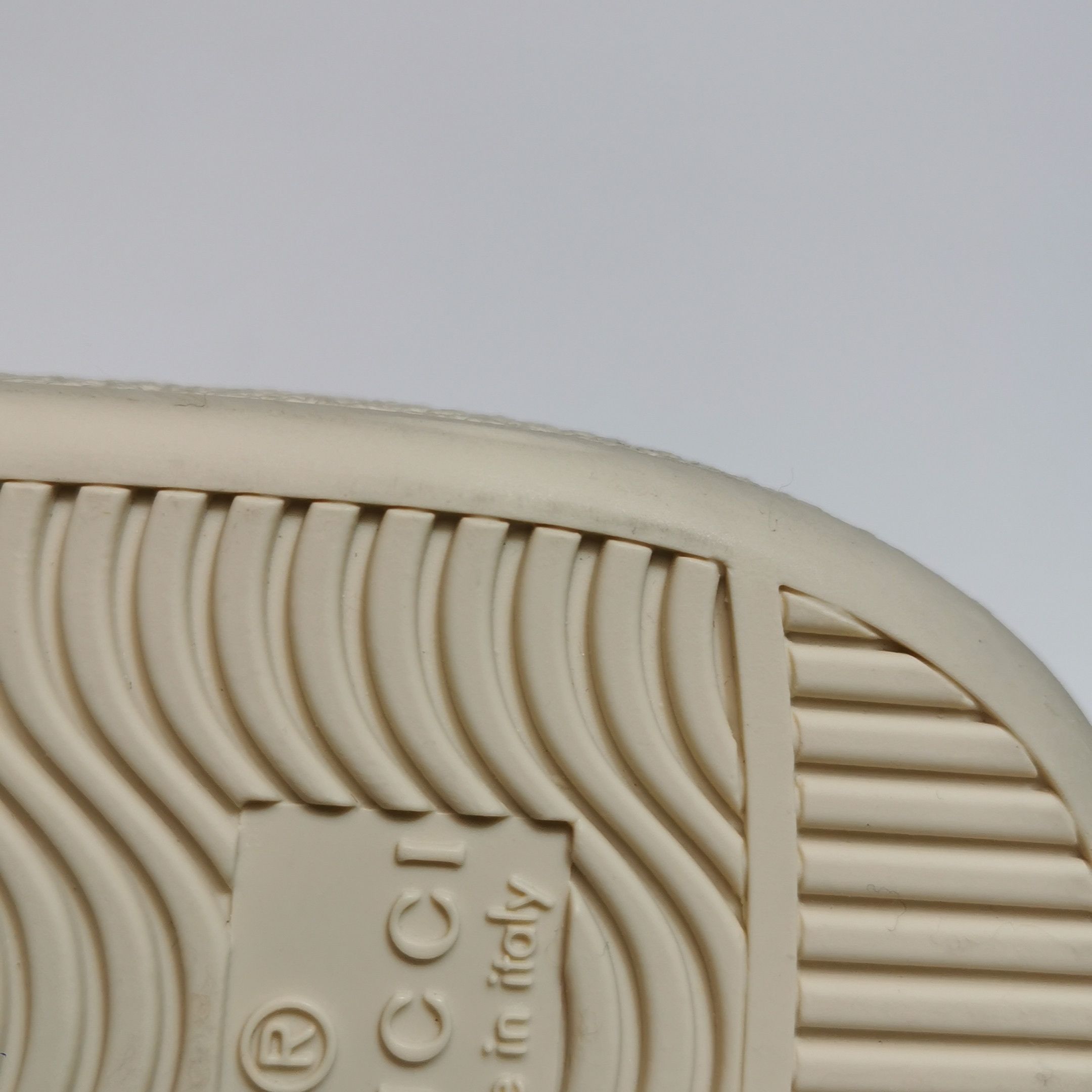Gucci Gucci Women 5-5 Lowtop Sneakers Size US 5.5 / IT 35.5 - 10 Thumbnail