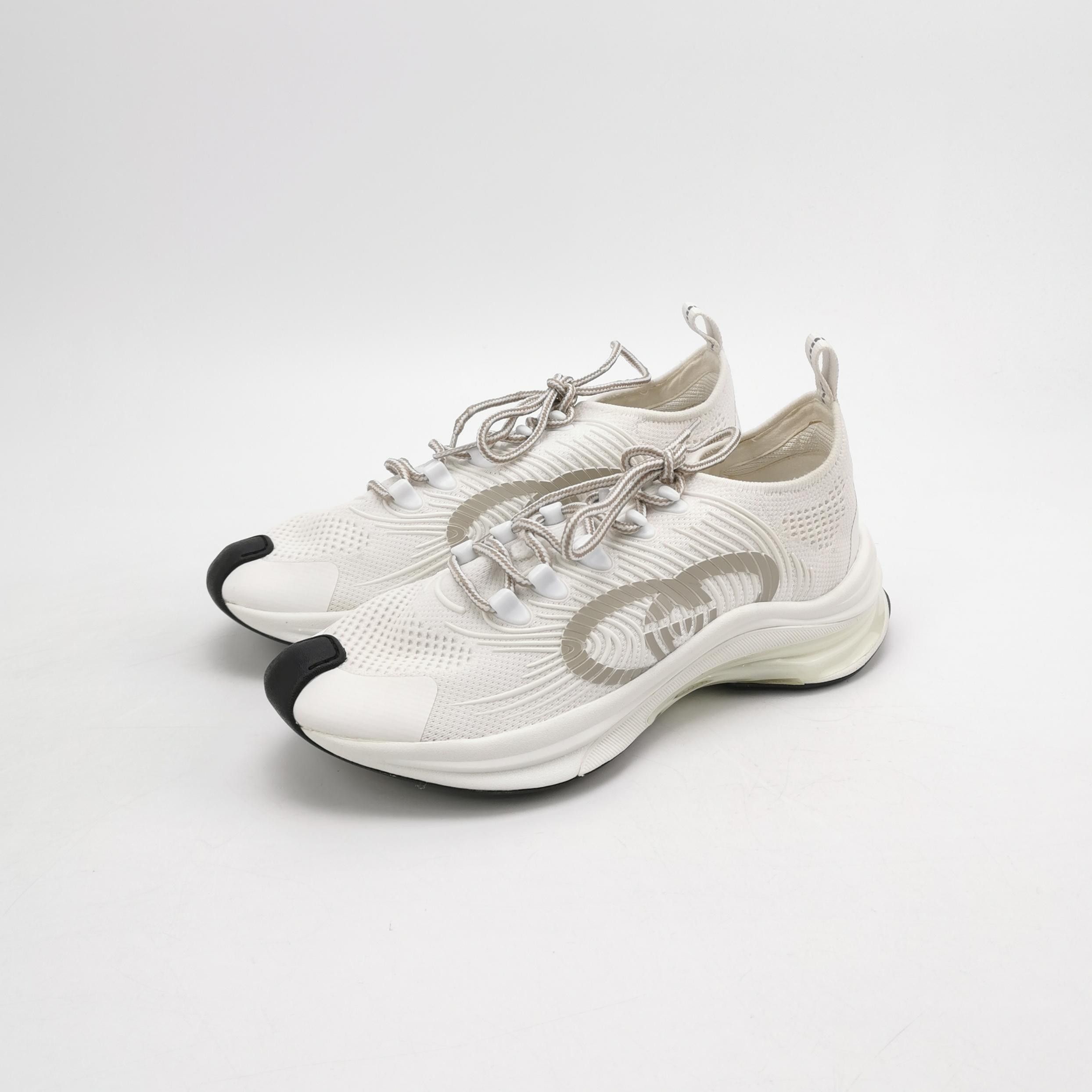 Gucci Gucci Women 9 Lowtop Sneakers Size US 9 / IT 39 - 2 Thumbnail