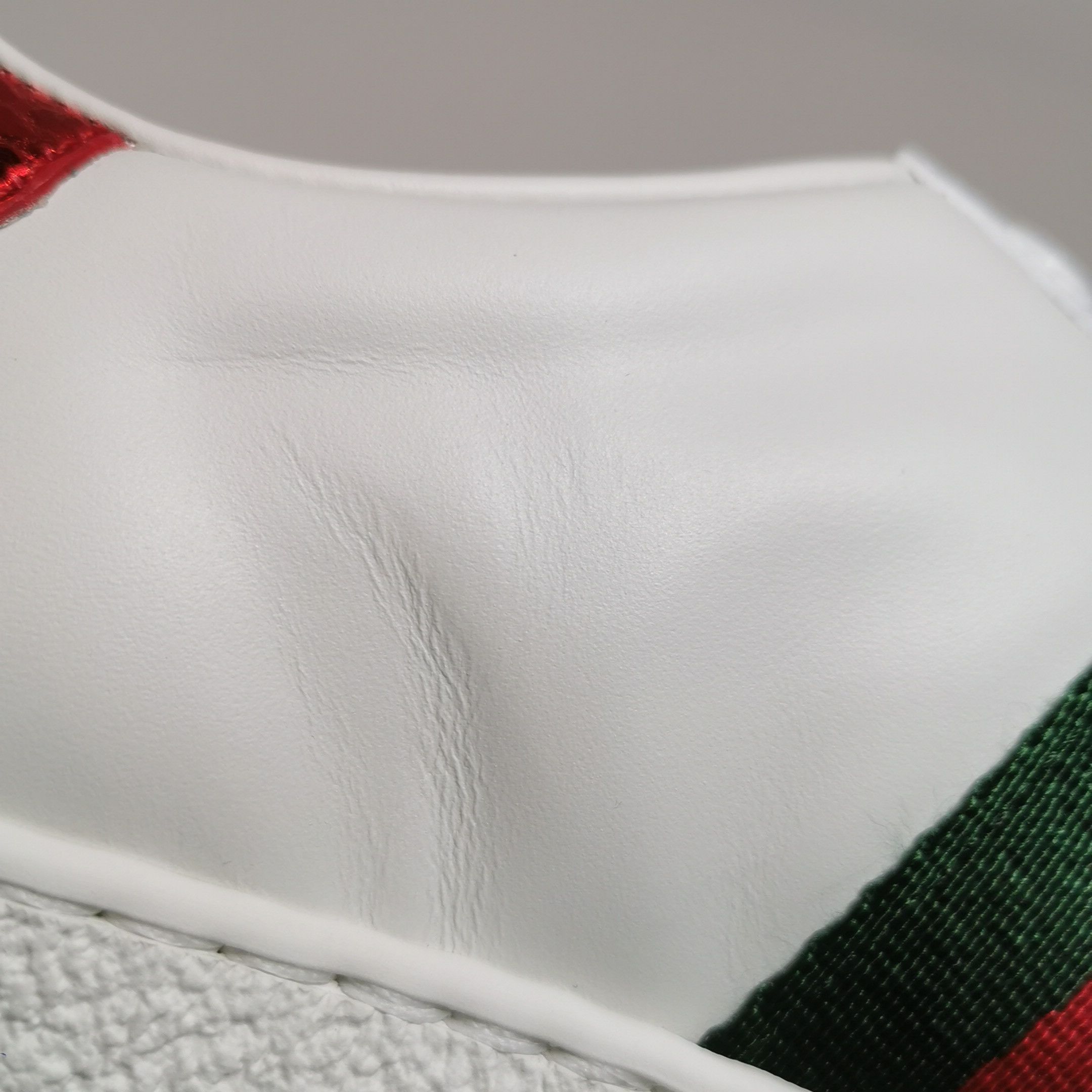 Gucci Gucci Women 5 Lowtop Sneakers Size US 5 / IT 35 - 10 Thumbnail