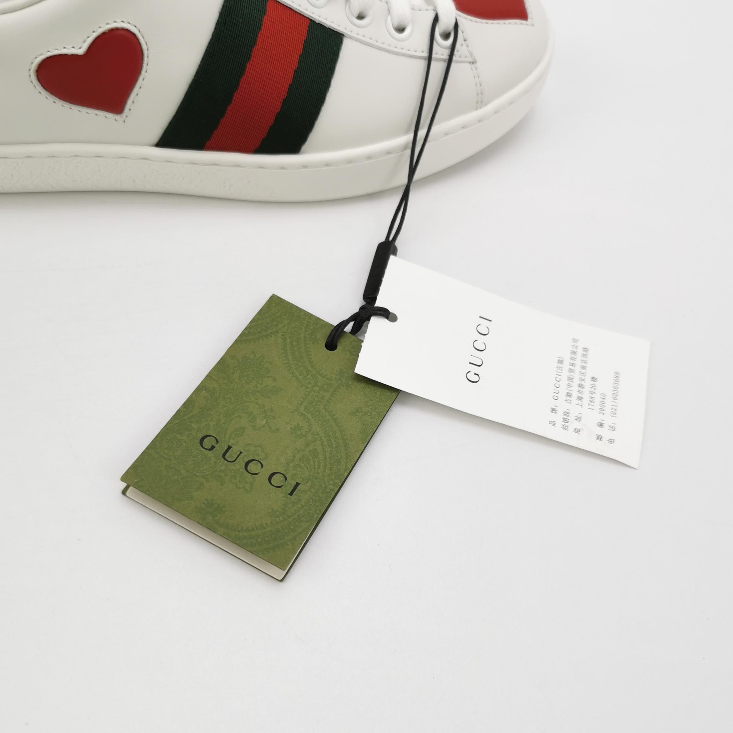 Gucci Gucci Women 5 Lowtop Sneakers Size US 5 / IT 35 - 6 Thumbnail