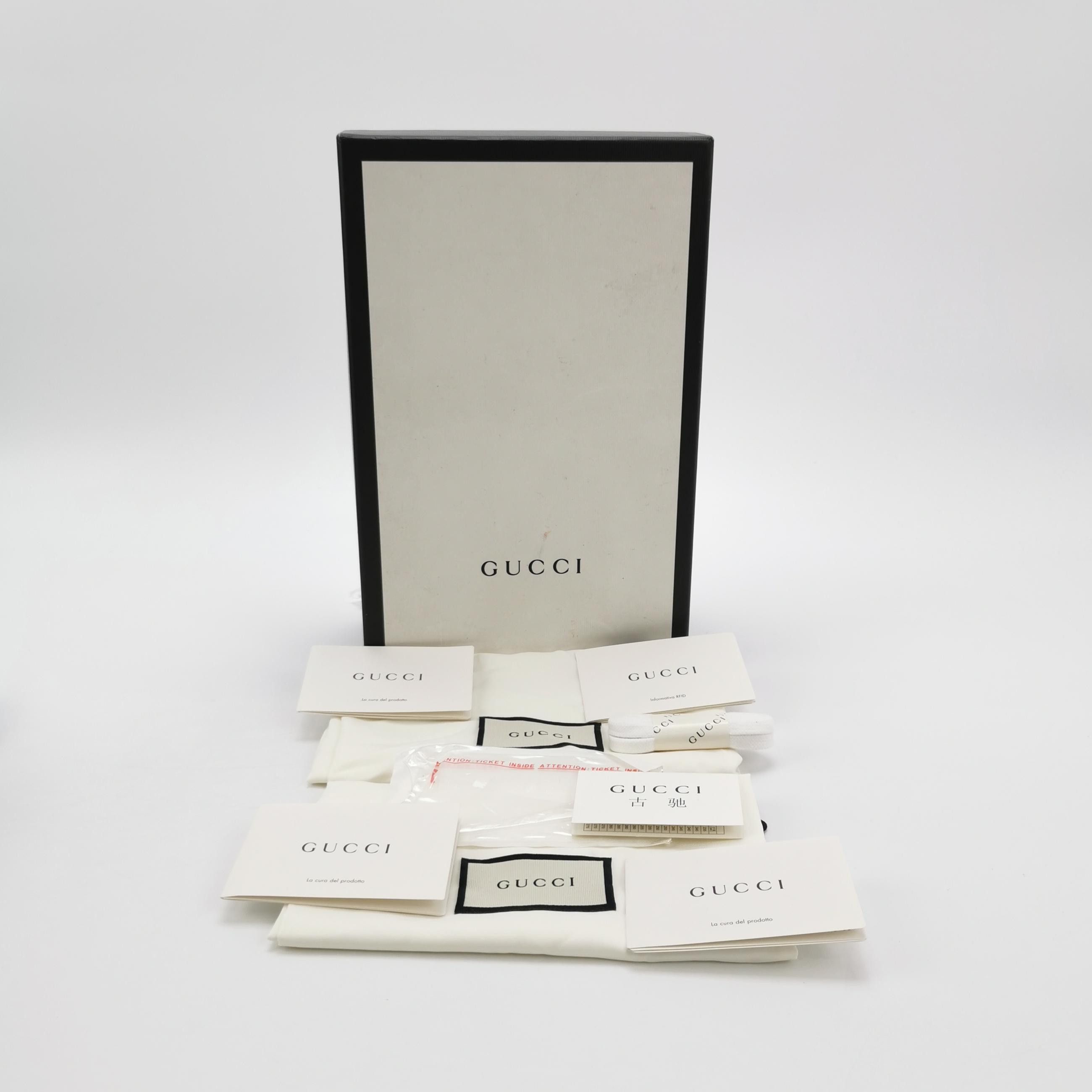 Gucci Gucci Women 5 Lowtop Sneakers Size US 5 / IT 35 - 7 Thumbnail