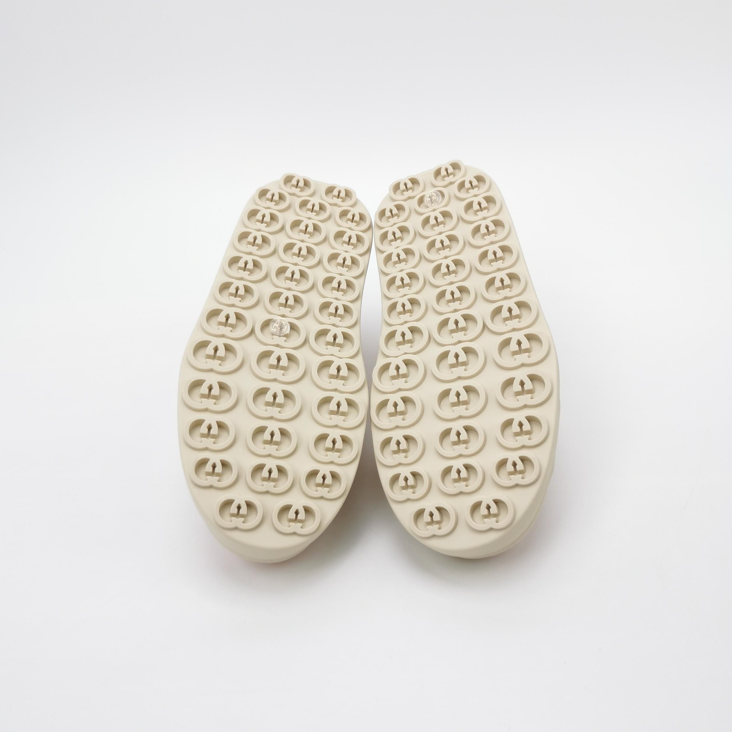 Gucci Gucci Women 6 Lowtop Sneakers Size US 6 / IT 36 - 5 Thumbnail