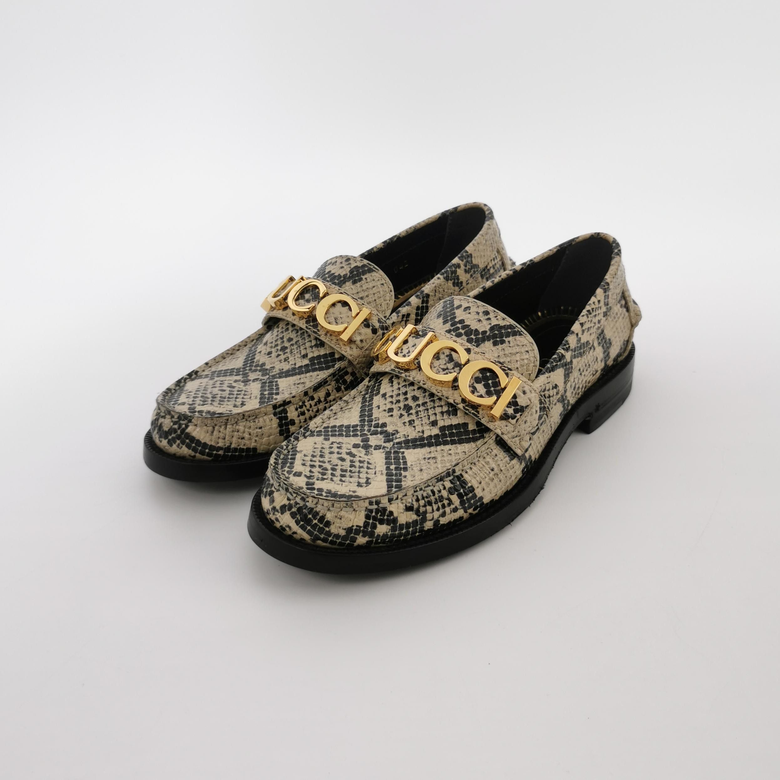 Gucci Gucci Women 5 Flats Size US 5 / IT 35 - 2 Thumbnail