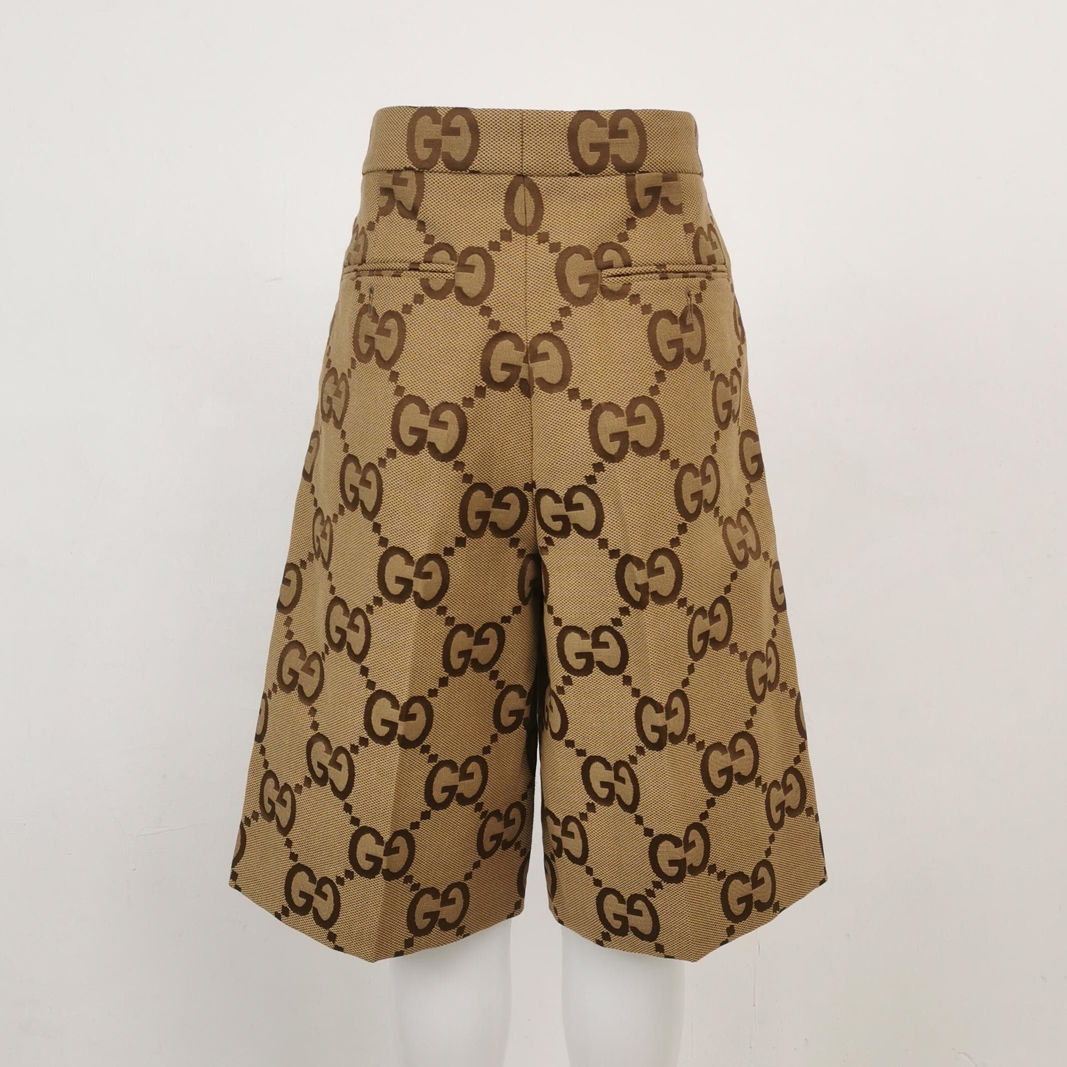 Gucci Gucci Women it_44 Shorts Size 30" / US 8 / IT 44 - 2 Thumbnail