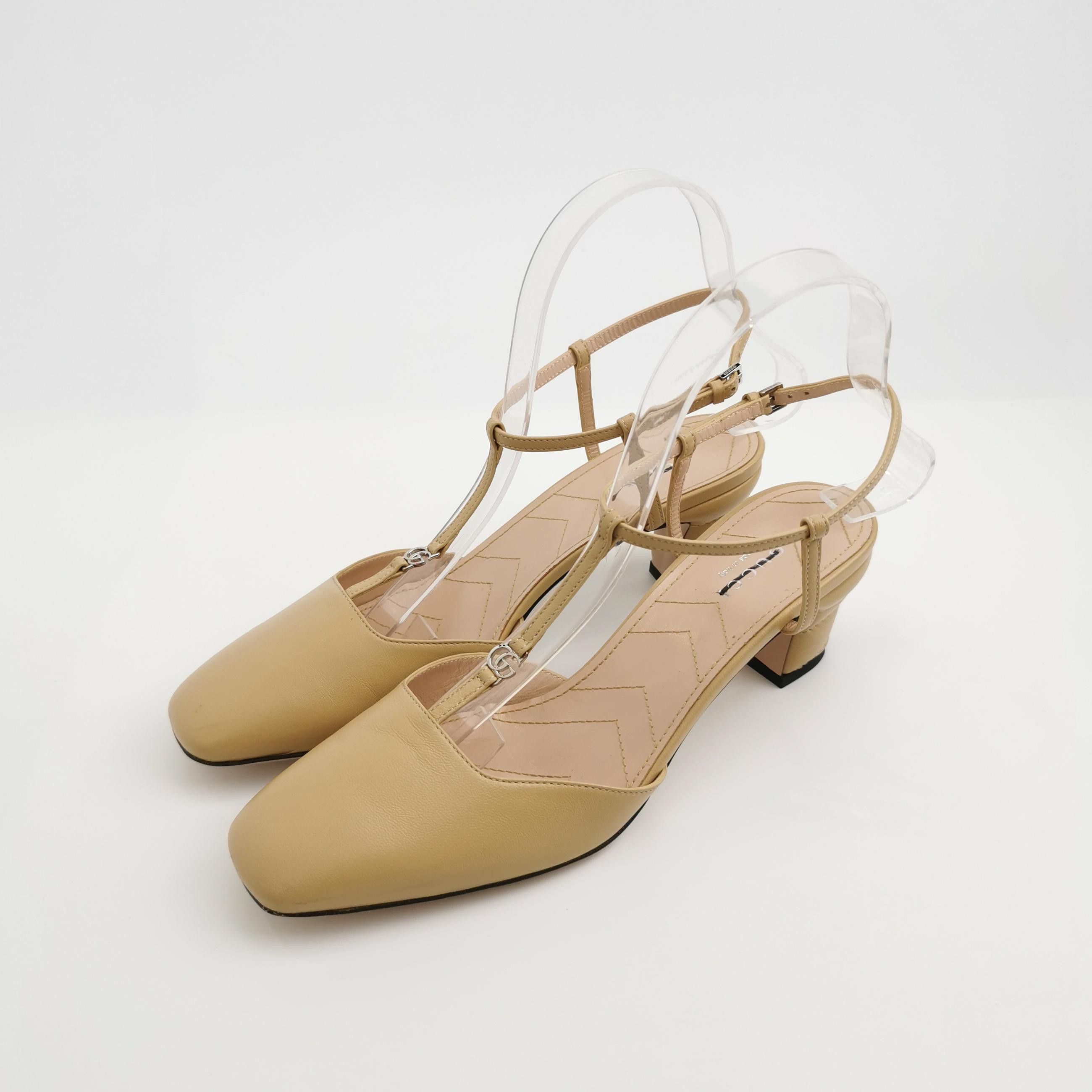 Gucci Gucci Women 7-5 Heels Size US 7.5 / IT 37.5 - 2 Thumbnail