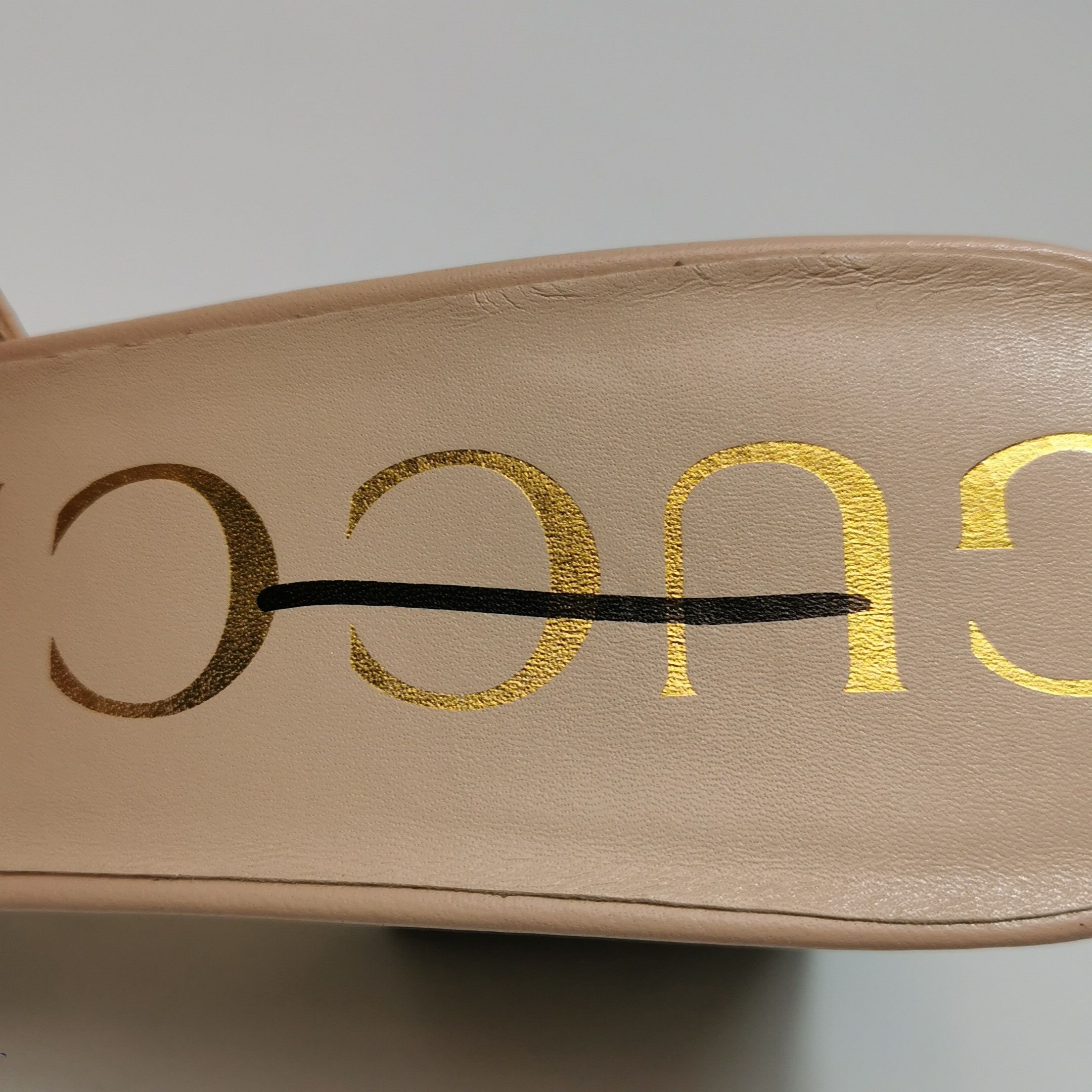 Gucci Gucci Women 9 Sandals Size US 9 / IT 39 - 14 Thumbnail