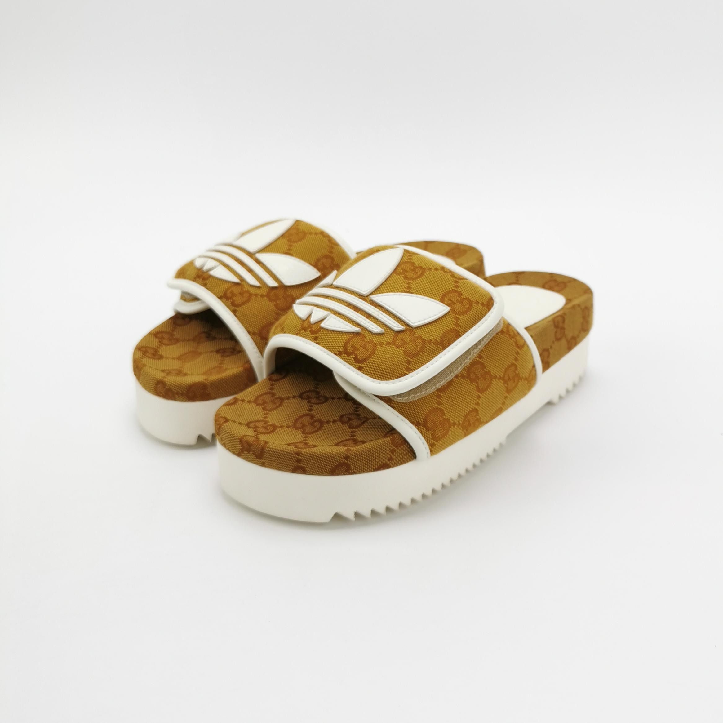 Gucci Gucci Women 6 Sandals Size US 6 / IT 36 - 2 Thumbnail