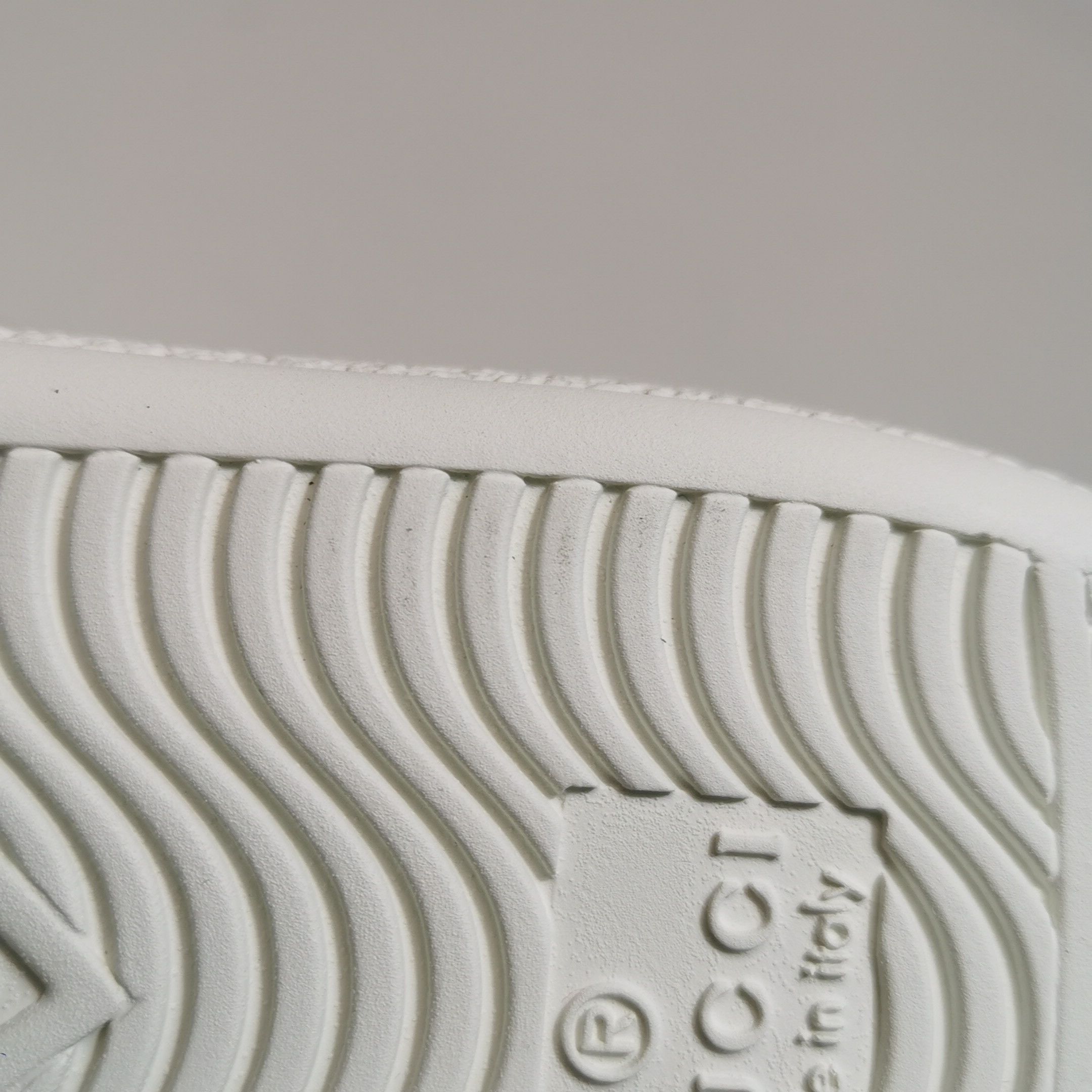Gucci Gucci Women 5-5 Lowtop Sneakers Size US 5.5 / IT 35.5 - 9 Thumbnail