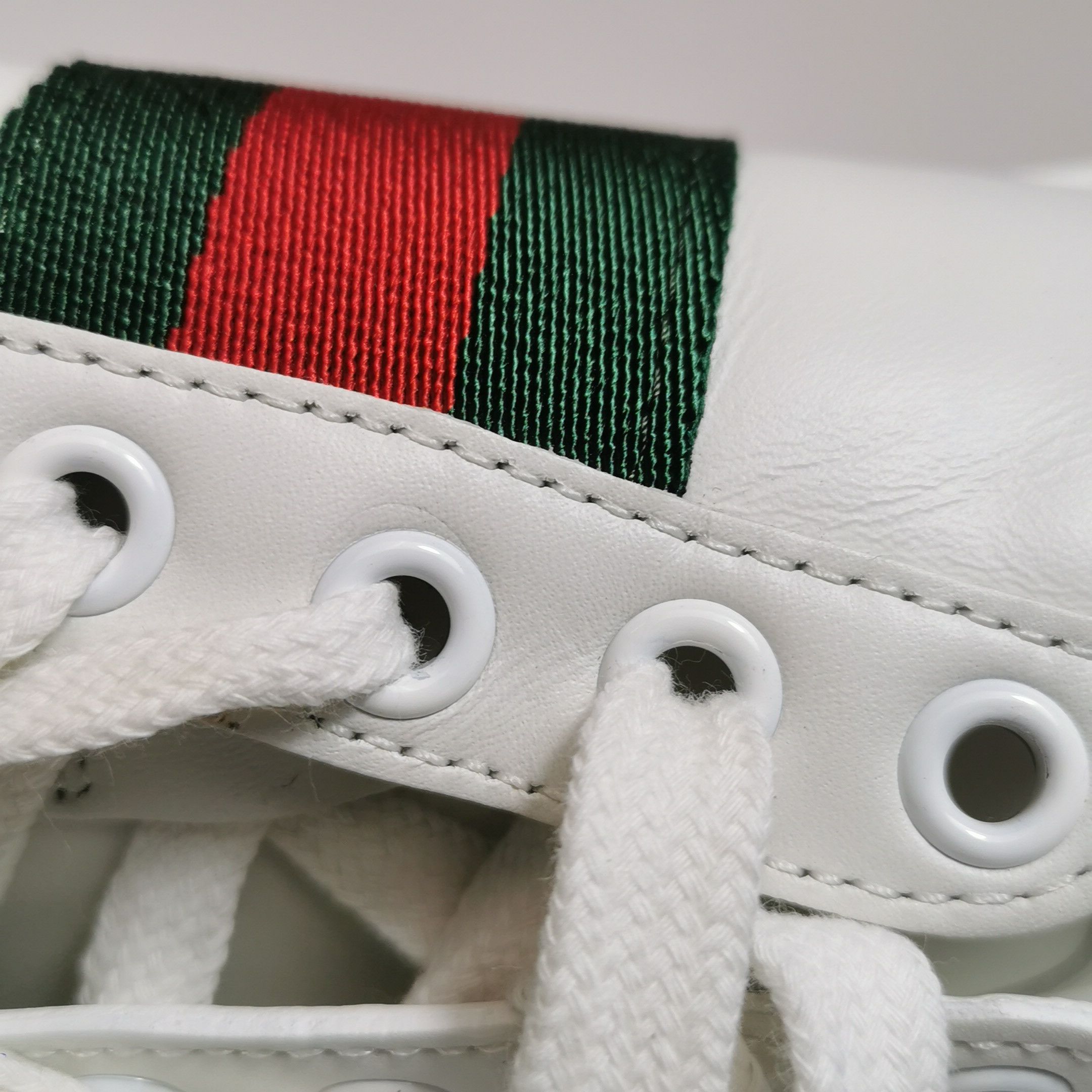 Gucci Gucci Women 5-5 Lowtop Sneakers Size US 5.5 / IT 35.5 - 10 Thumbnail