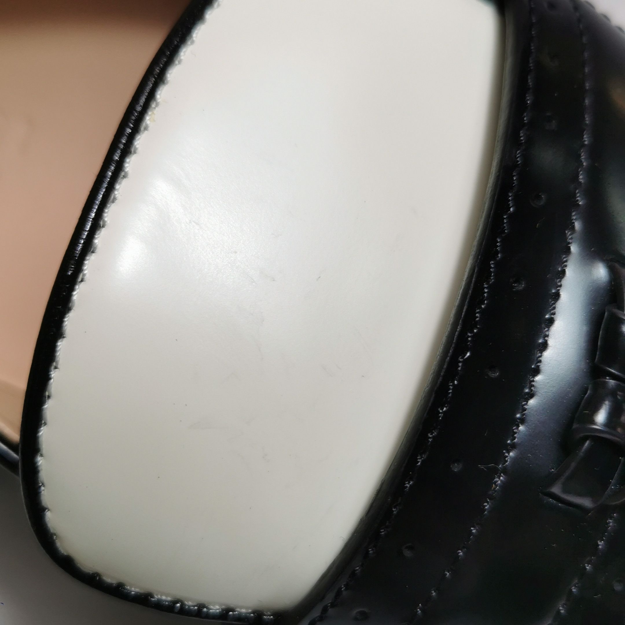Gucci Gucci Women 7-5 Flats Size US 7.5 / IT 37.5 - 7 Thumbnail
