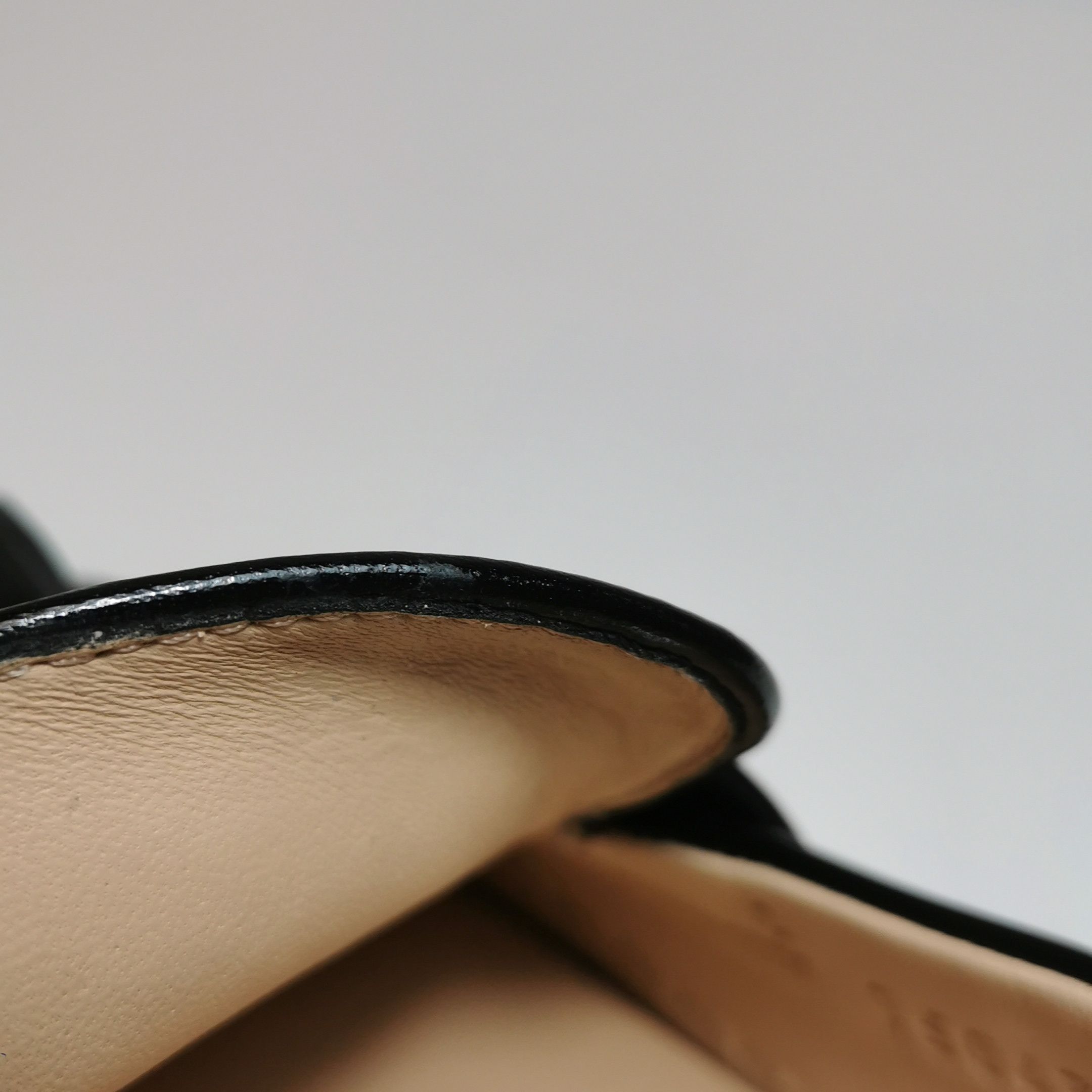 Gucci Gucci Women 7-5 Flats Size US 7.5 / IT 37.5 - 9 Thumbnail