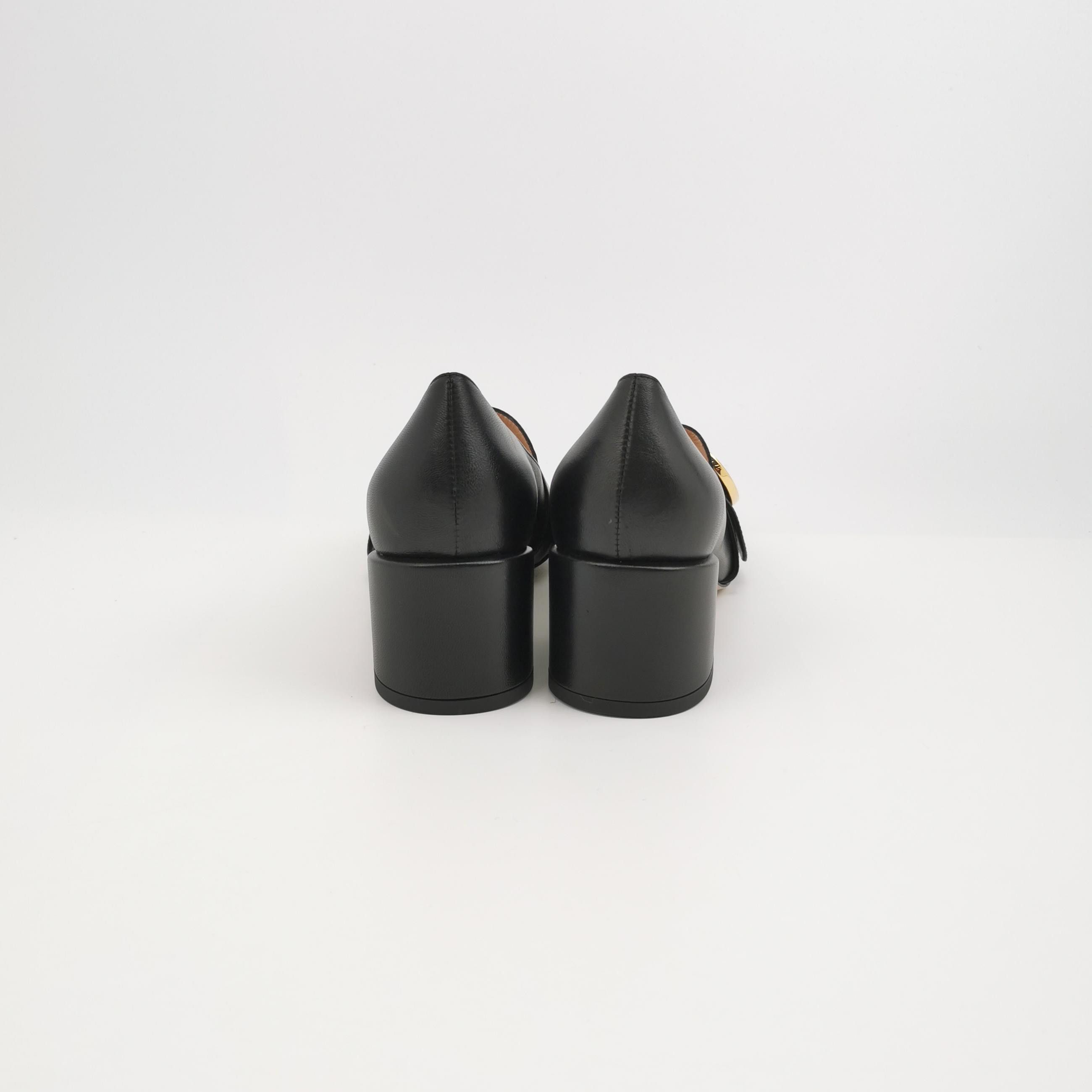 Gucci Gucci Women 7-5 Flats Size US 7.5 / IT 37.5 - 4 Thumbnail