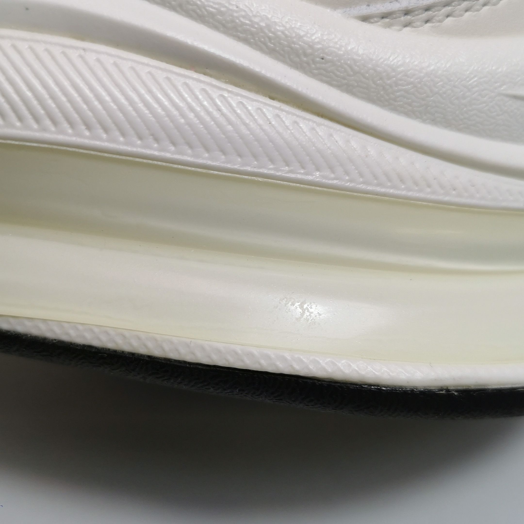 Gucci Gucci Women 10 Lowtop Sneakers Size US 10 / IT 40 - 7 Thumbnail