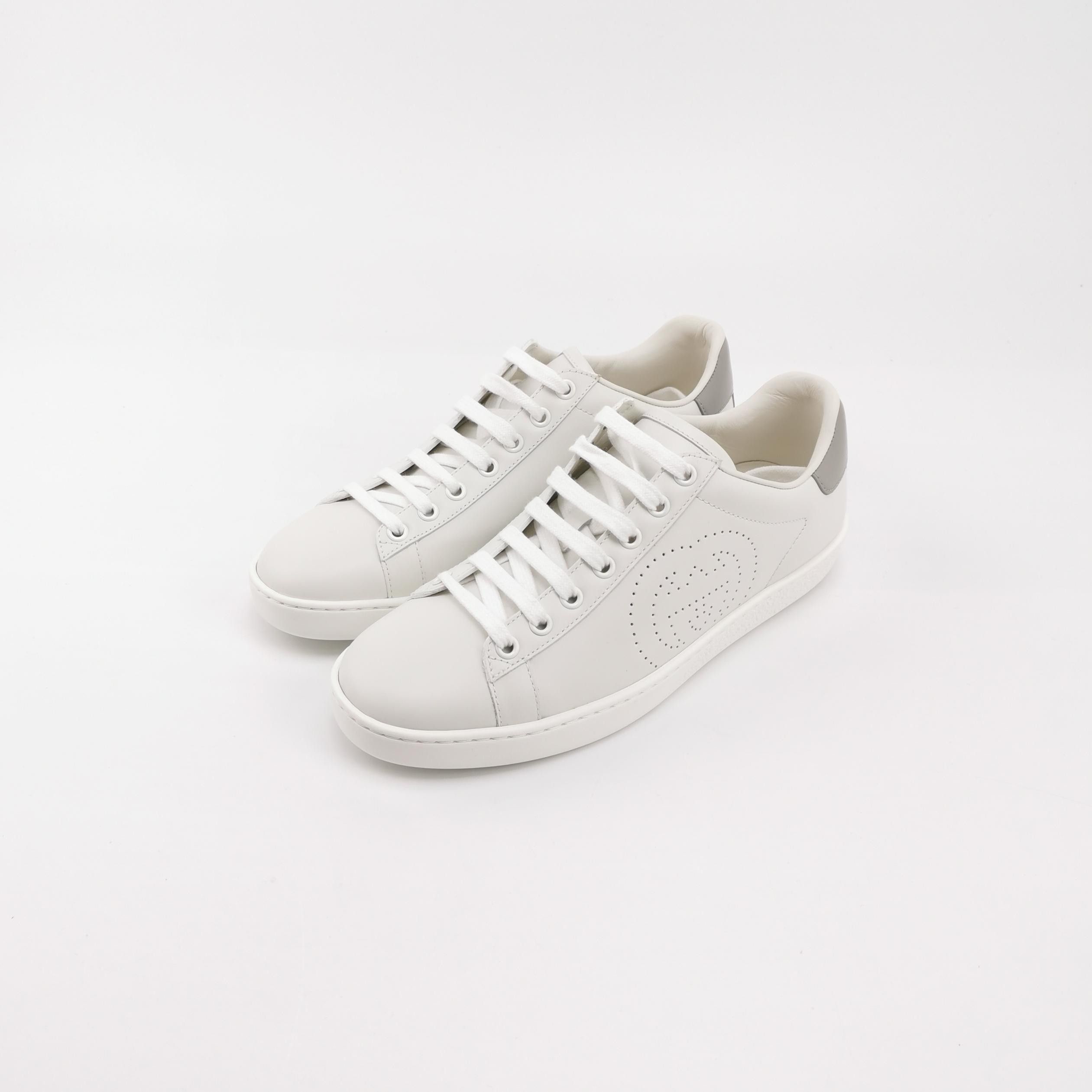 Gucci Gucci Women 7-5 Lowtop Sneakers Size US 7.5 / IT 37.5 - 2 Thumbnail