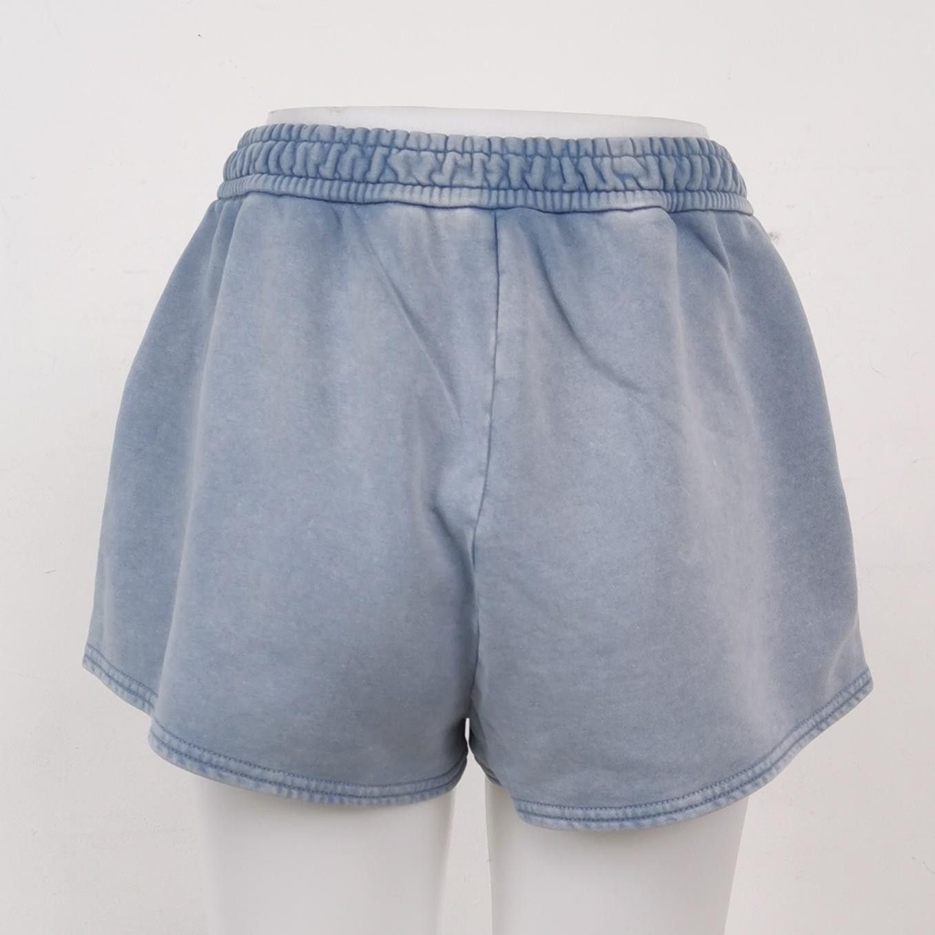 Gucci Gucci Women 26 Shorts Size 26" / US 2 / IT 38 - 2 Thumbnail