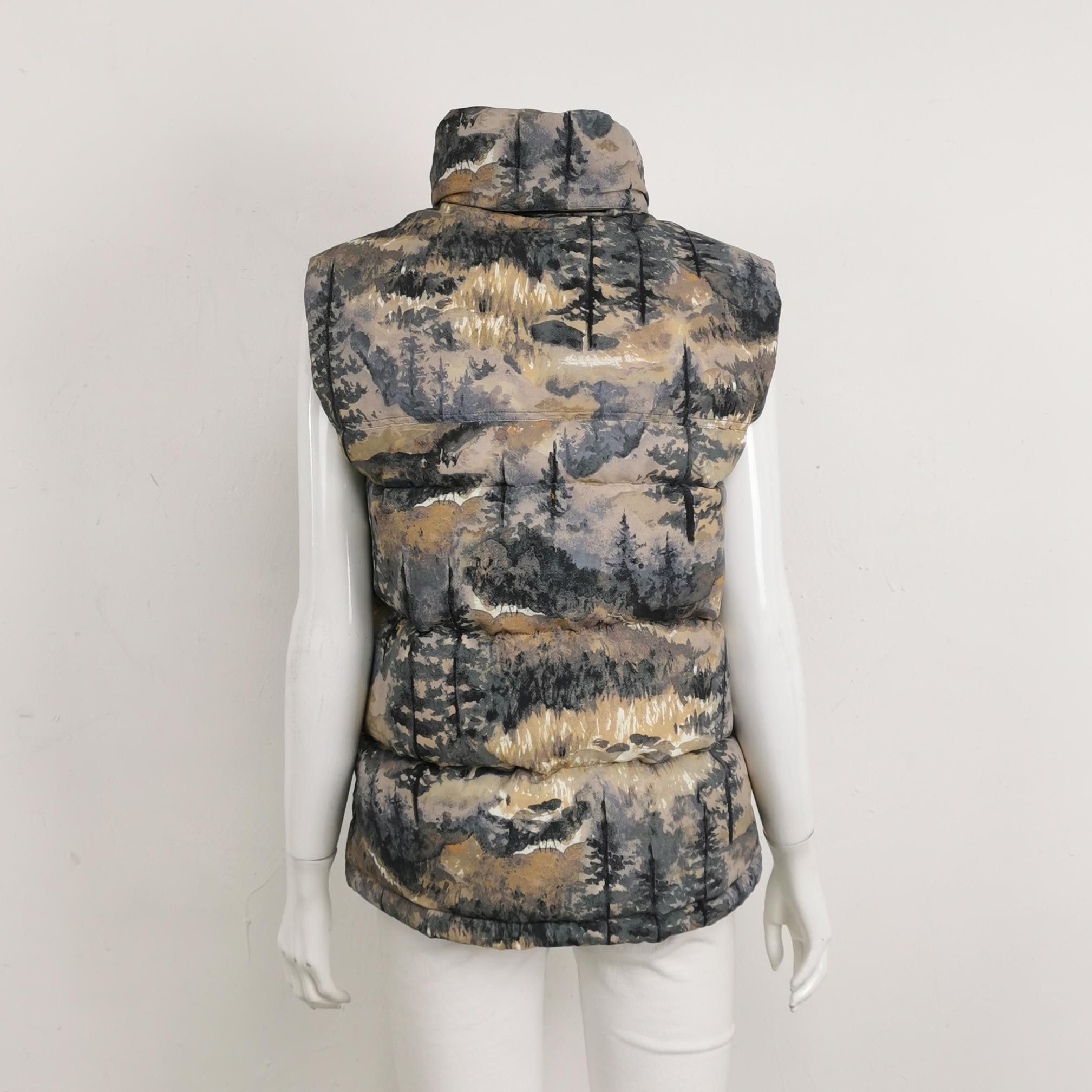 Gucci Gucci Women xs Vests Size XS / US 0-2 / IT 36-38 - 2 Thumbnail