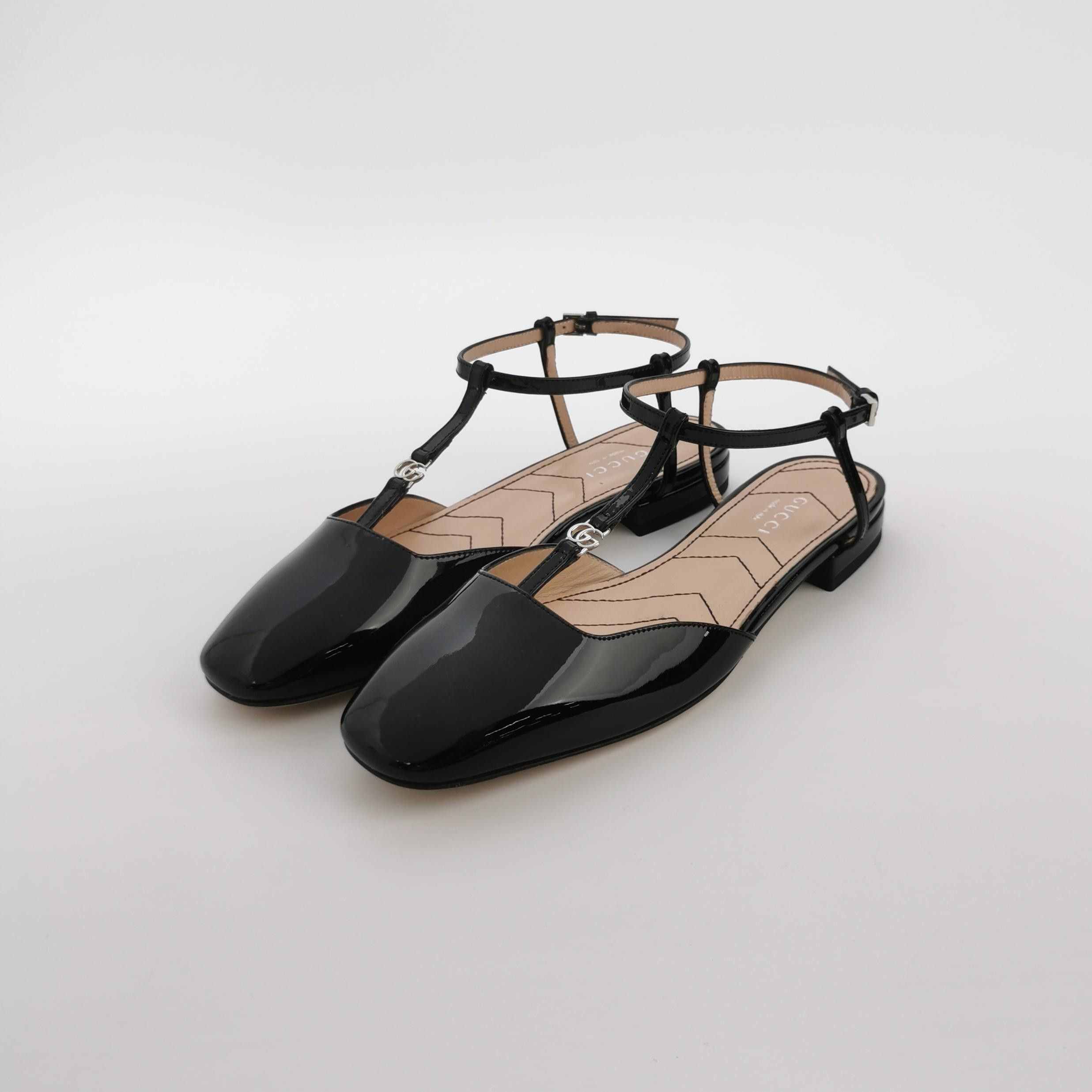 Gucci Gucci Women 5-5 Flats Size US 5.5 / IT 35.5 - 2 Thumbnail