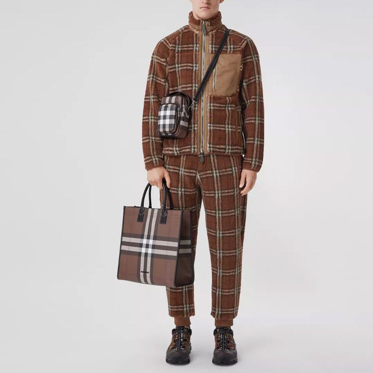 Burberry Burberry Vintage Check Fleece Jacket Size XL Size US XL / EU 56 / 4 - 12 Thumbnail