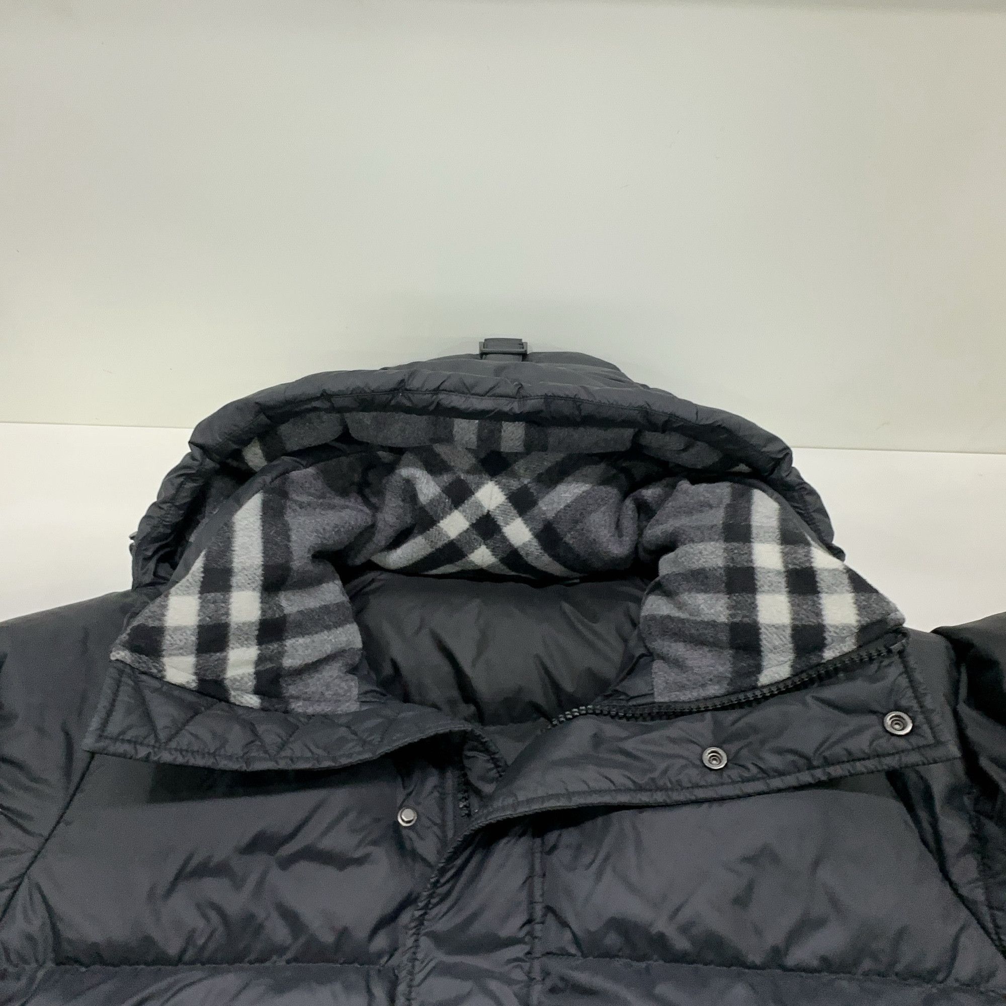 Burberry Burberry Black Down Puffer Jacket Size M Size US M / EU 48-50 / 2 - 6 Thumbnail