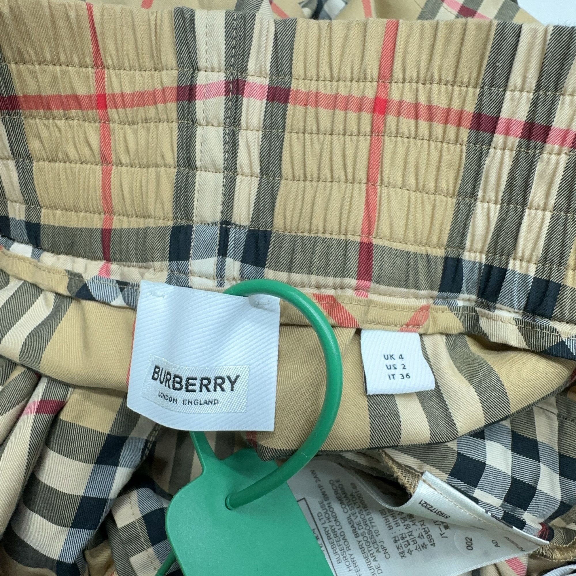 Burberry Burberry Check Pattern Shorts Size UK 4 Size 25" / US 0 / IT 36 - 4 Thumbnail