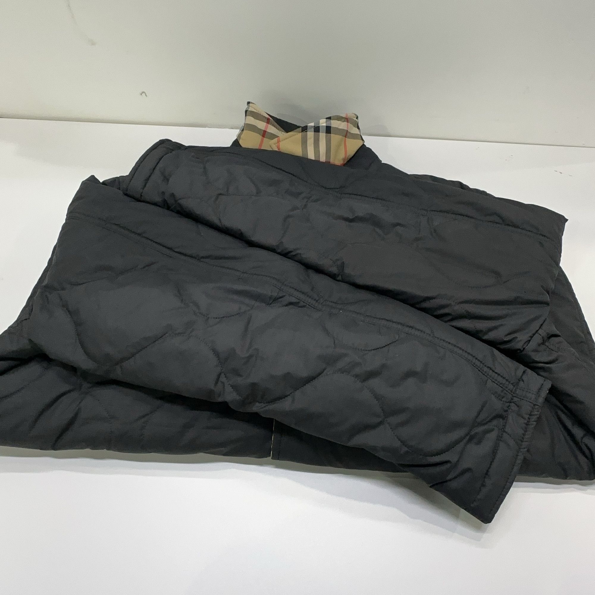 Burberry Burberry Reversible Quilted Jacket Size L Size US L / EU 52-54 / 3 - 8 Thumbnail